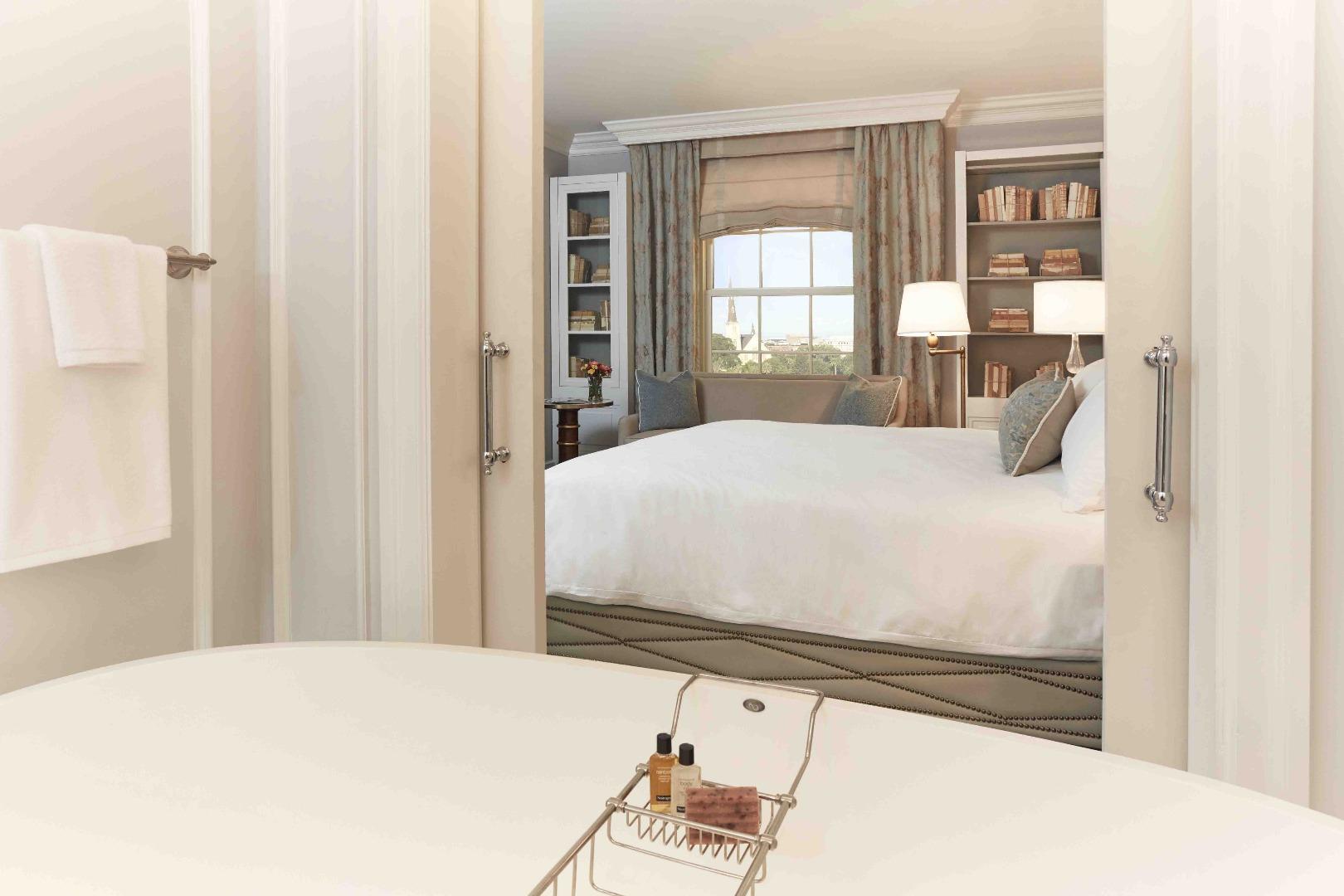 Double Deluxe King Bed