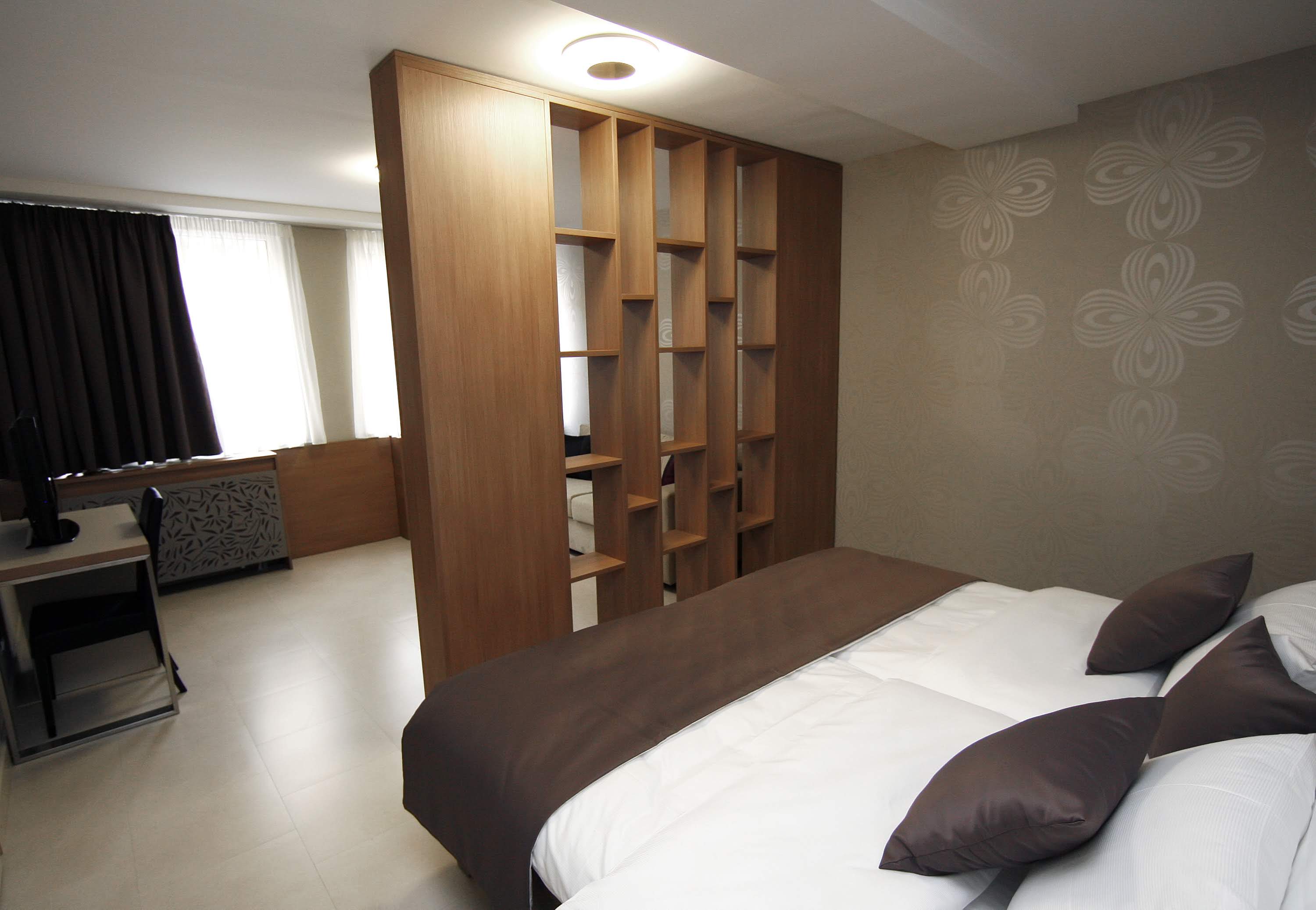 Family Room Standard