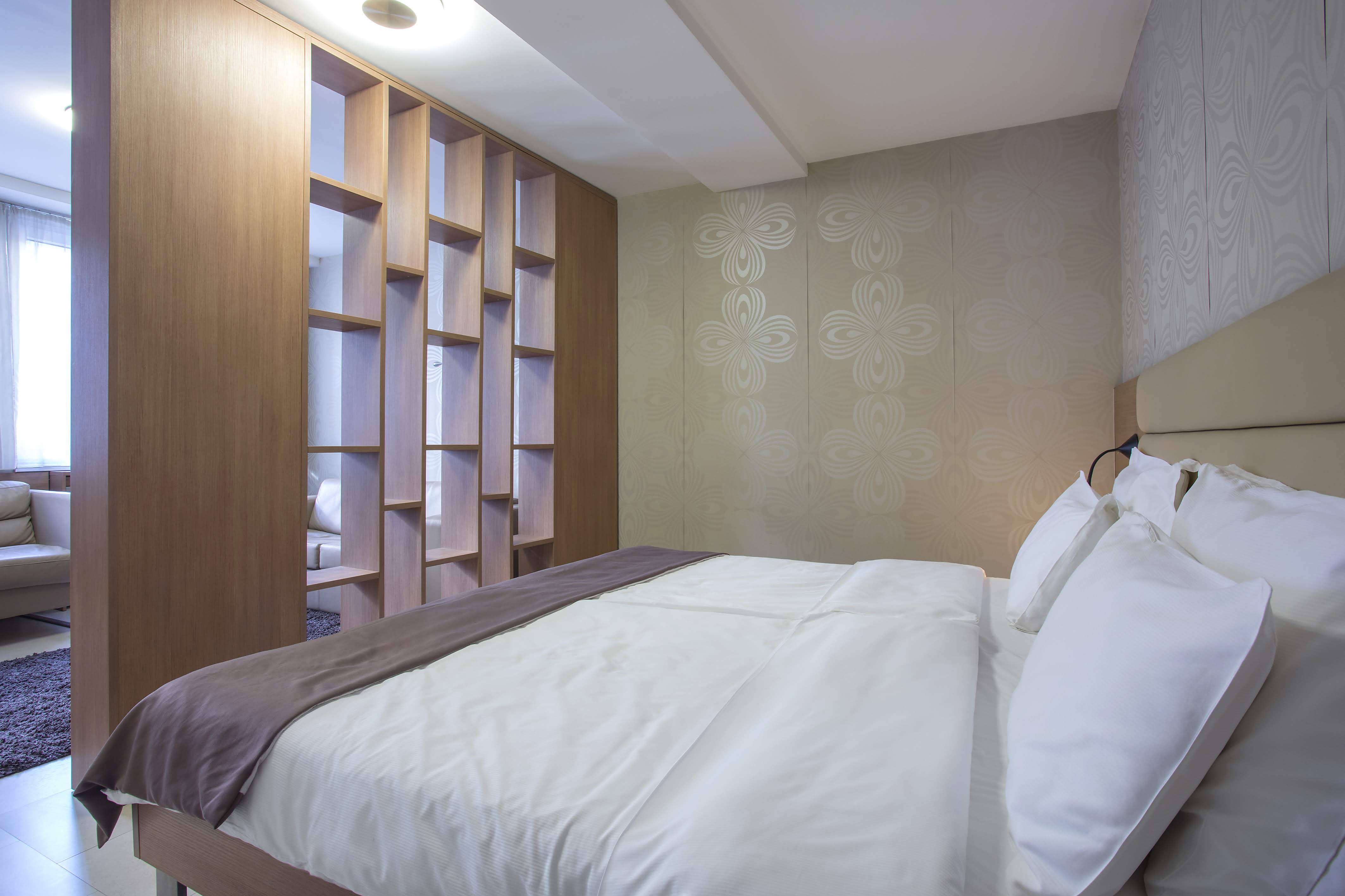 Double or Twin Deluxe