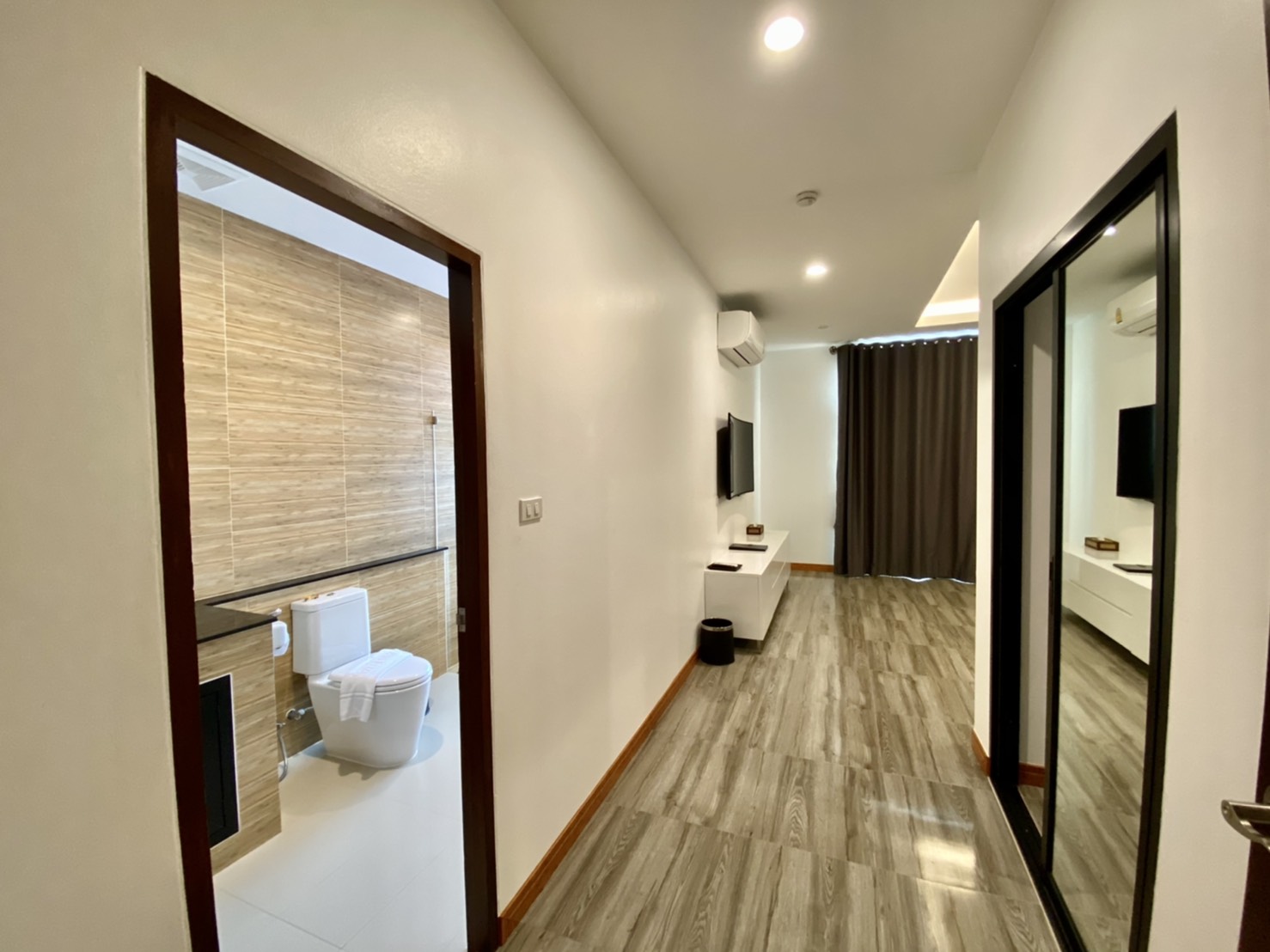 Suite Two Bedrooms