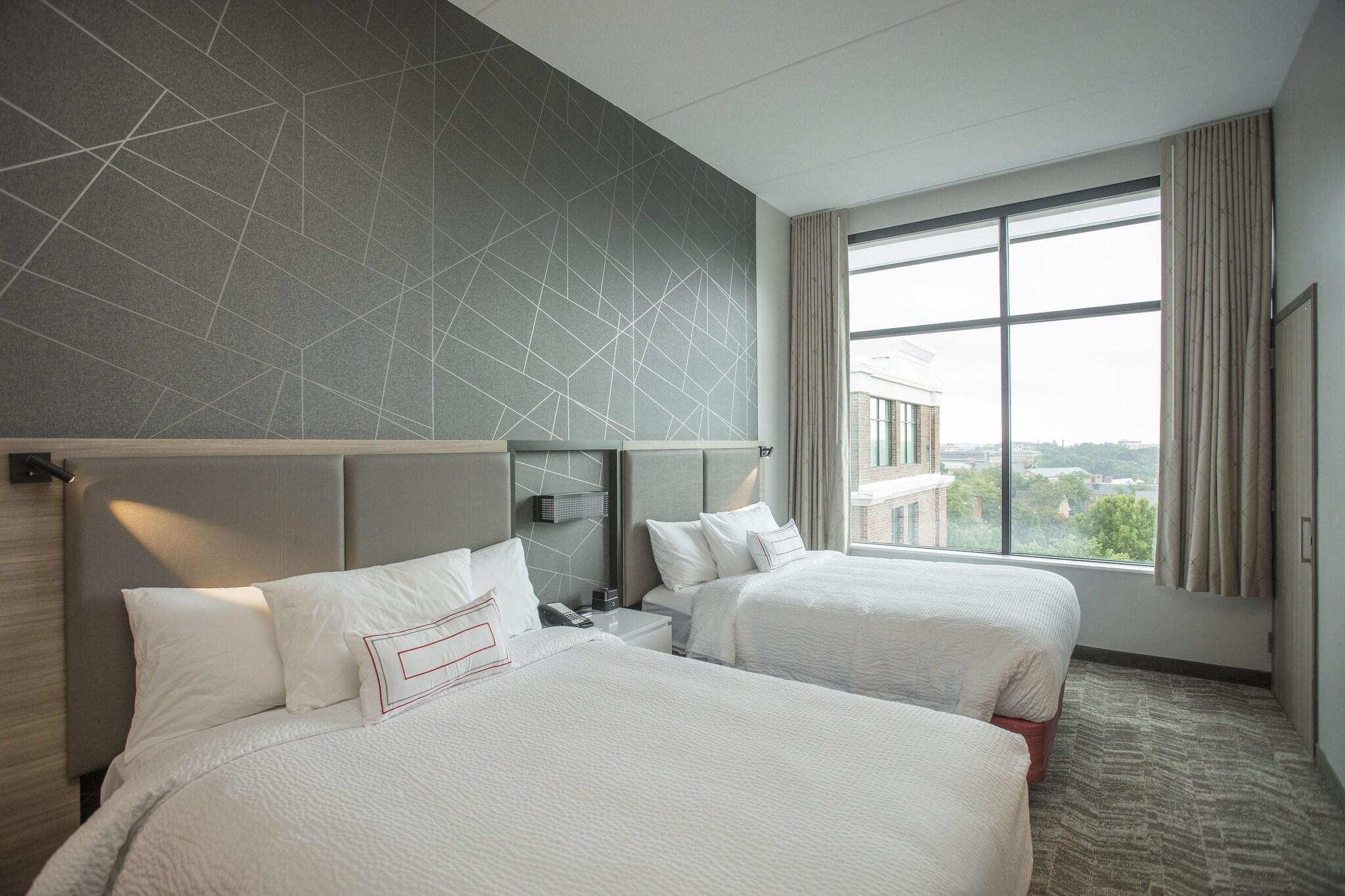 Suite Two Queen Beds