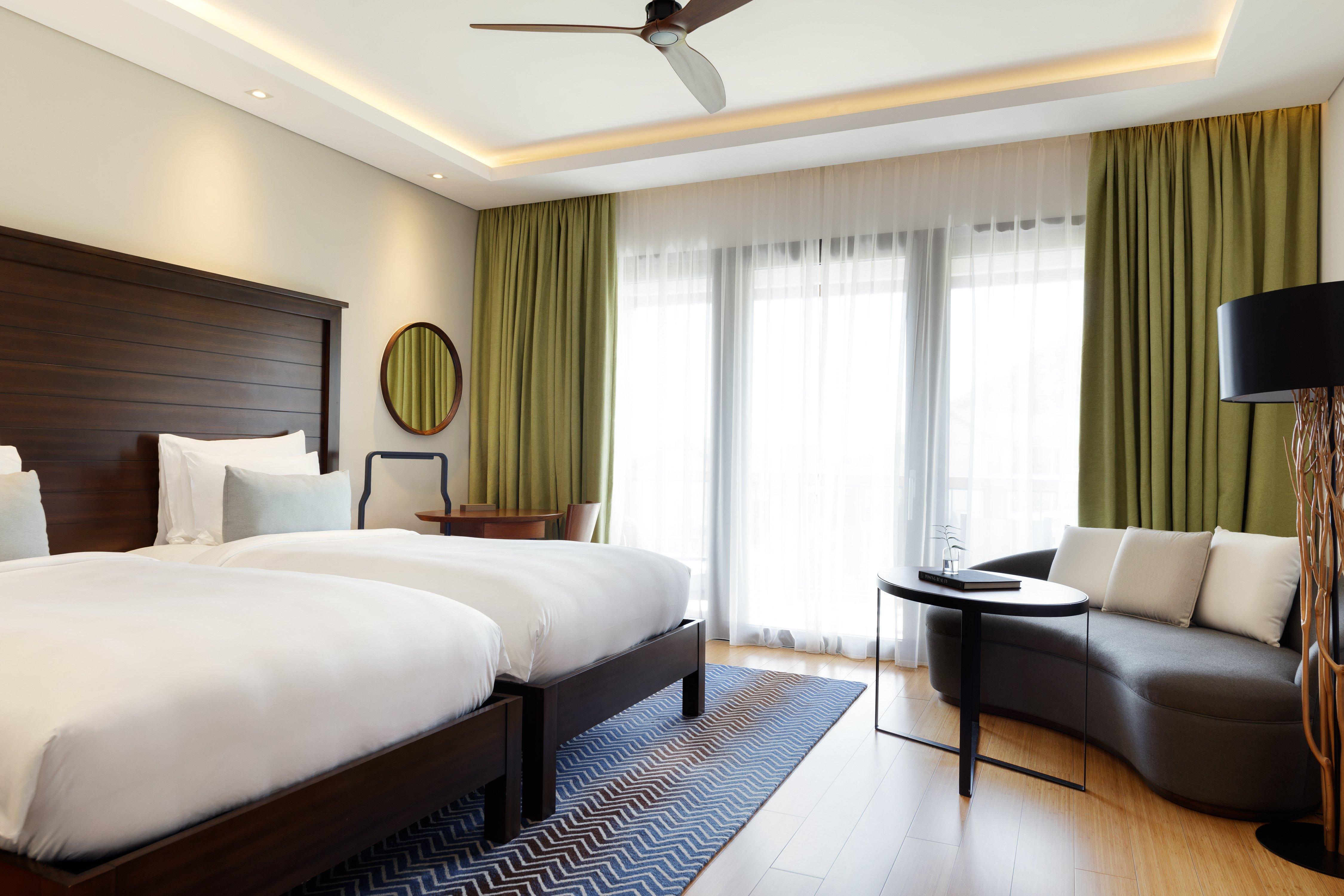 Twin Premium with Views