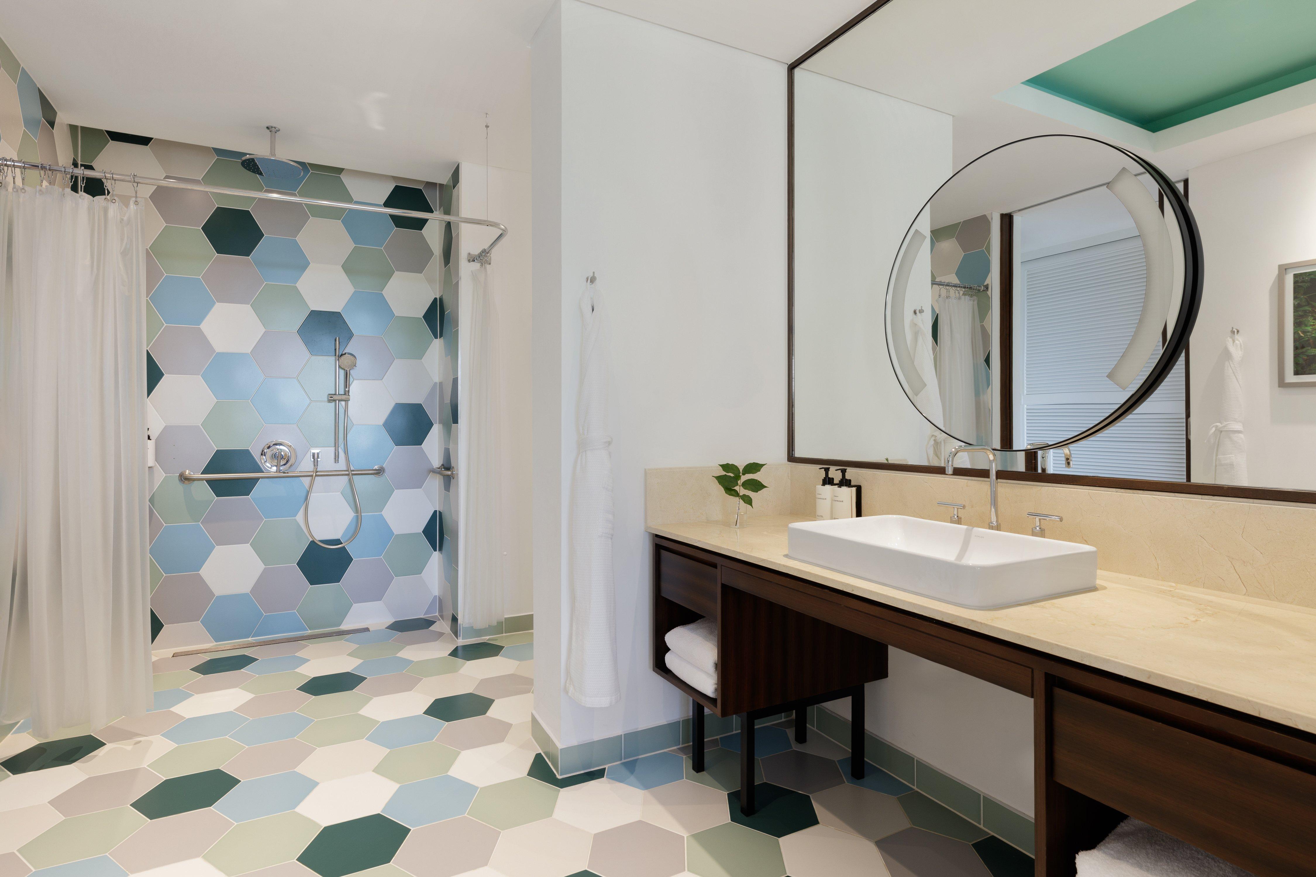 Double Accessible King Size Bed