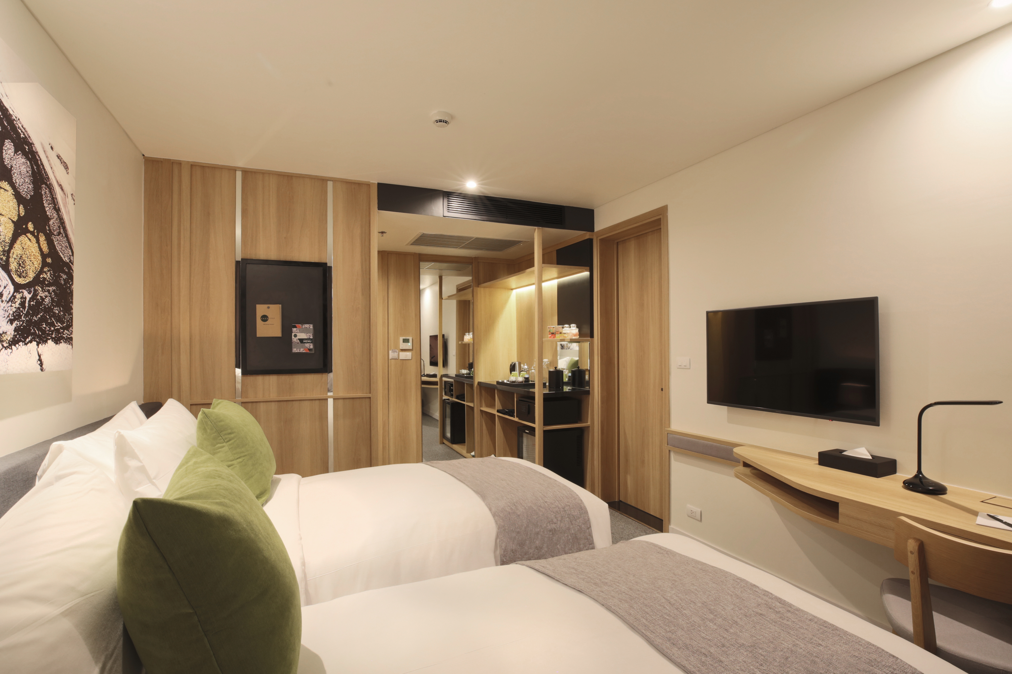 Double or Twin Deluxe