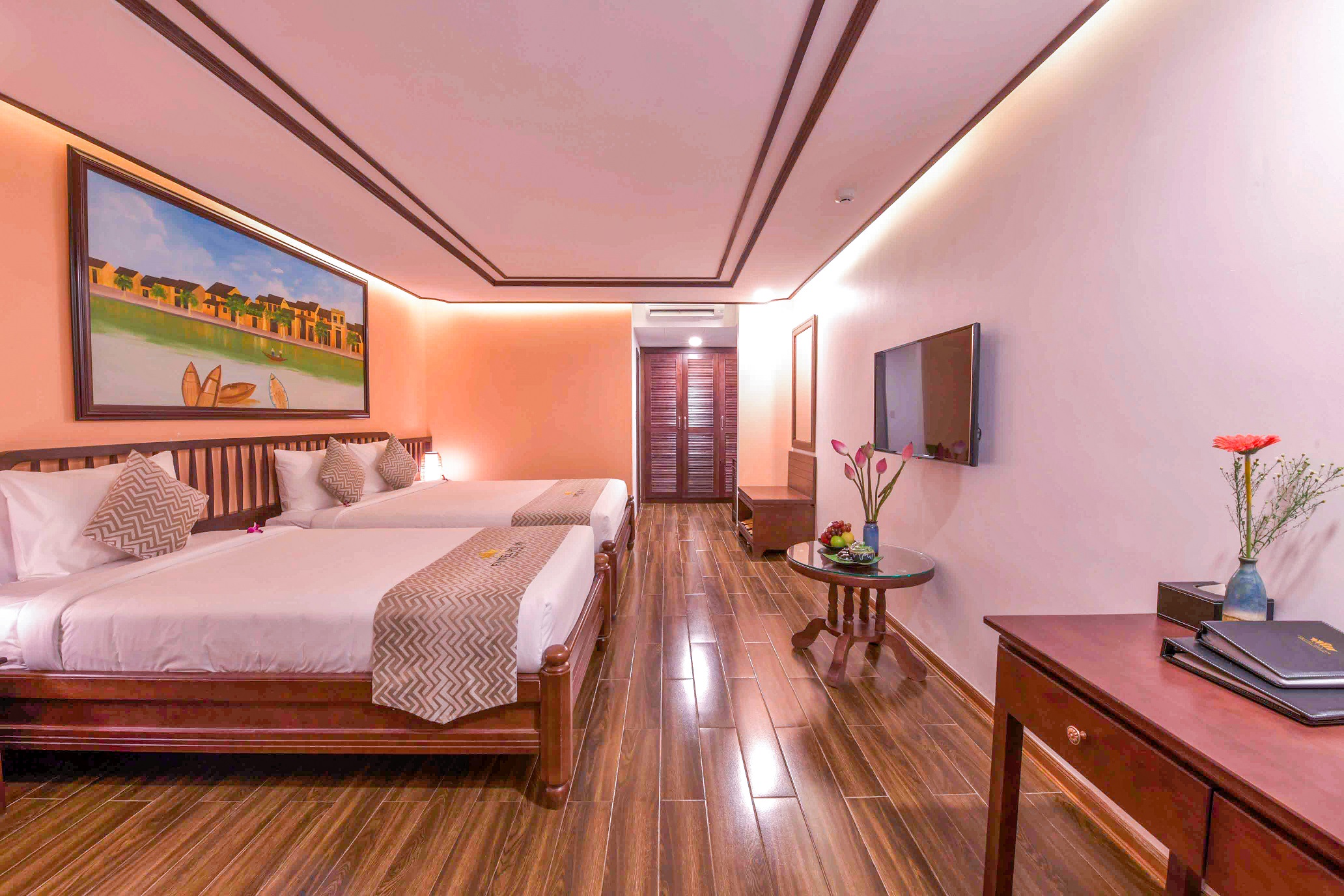 Family Room Deluxe Partial Ocean View