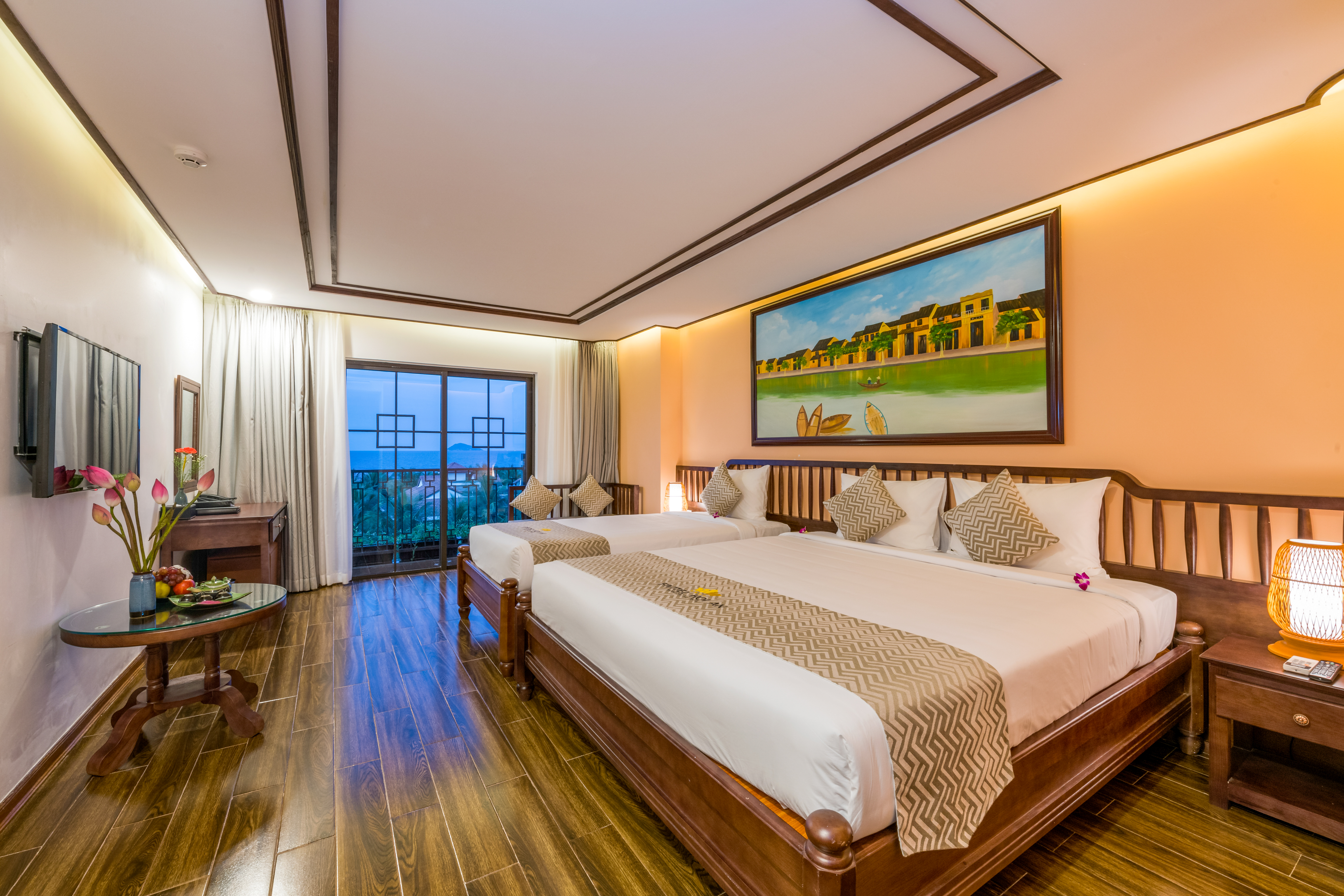 Family Room Deluxe Partial Ocean View