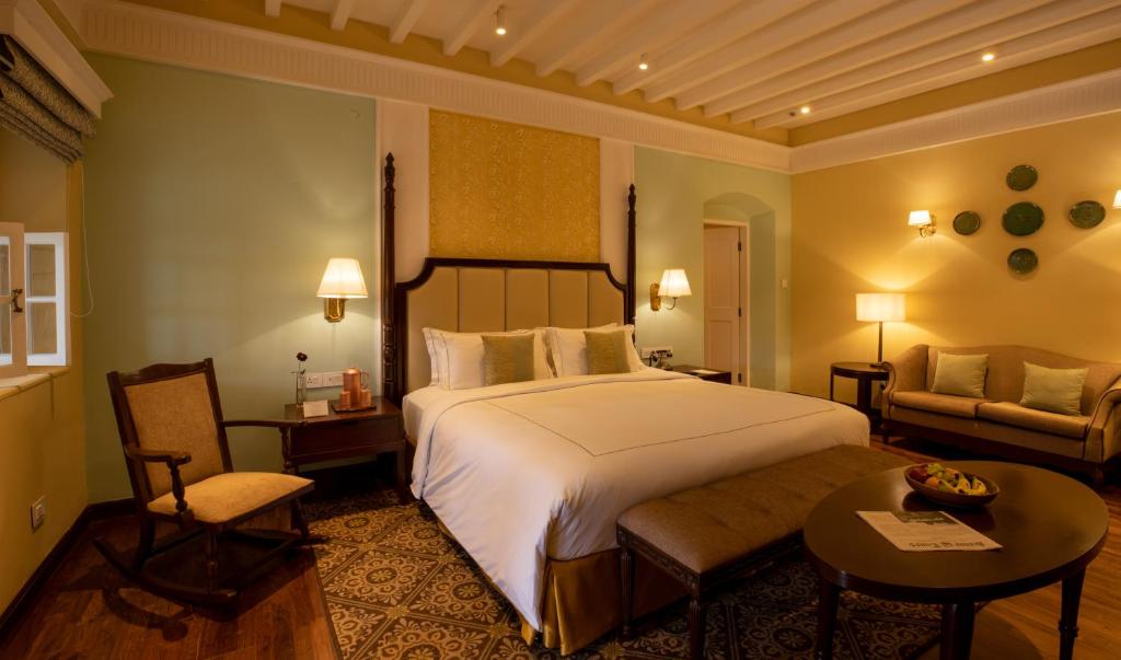 Junior Suite King Bed One Bedroom 