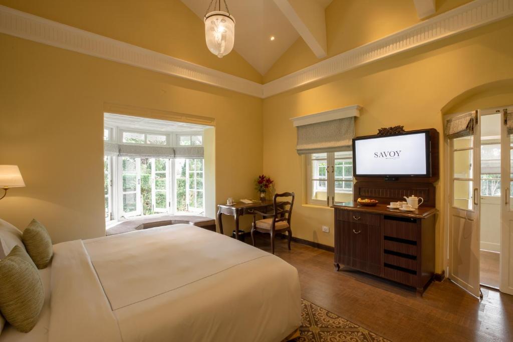 Double Premium Garden View