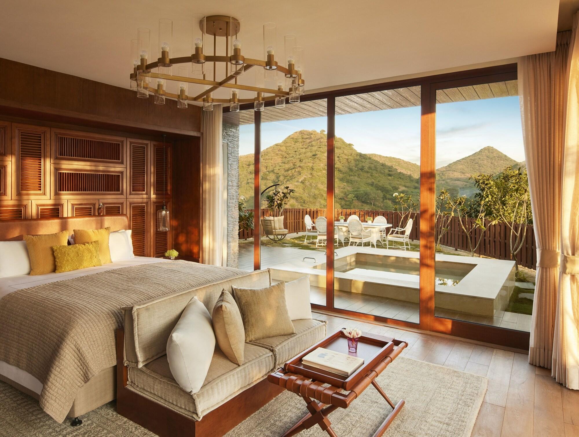 Room Presidential with Views