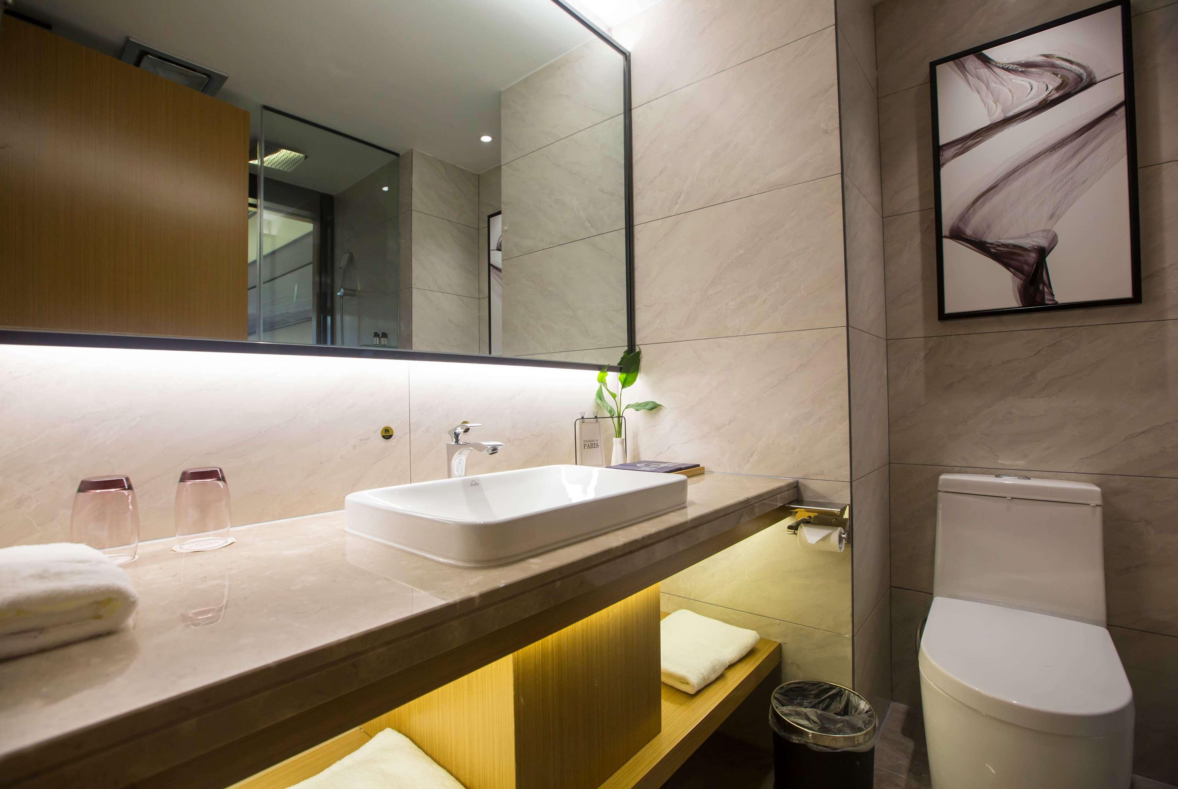 Room Two Double Beds