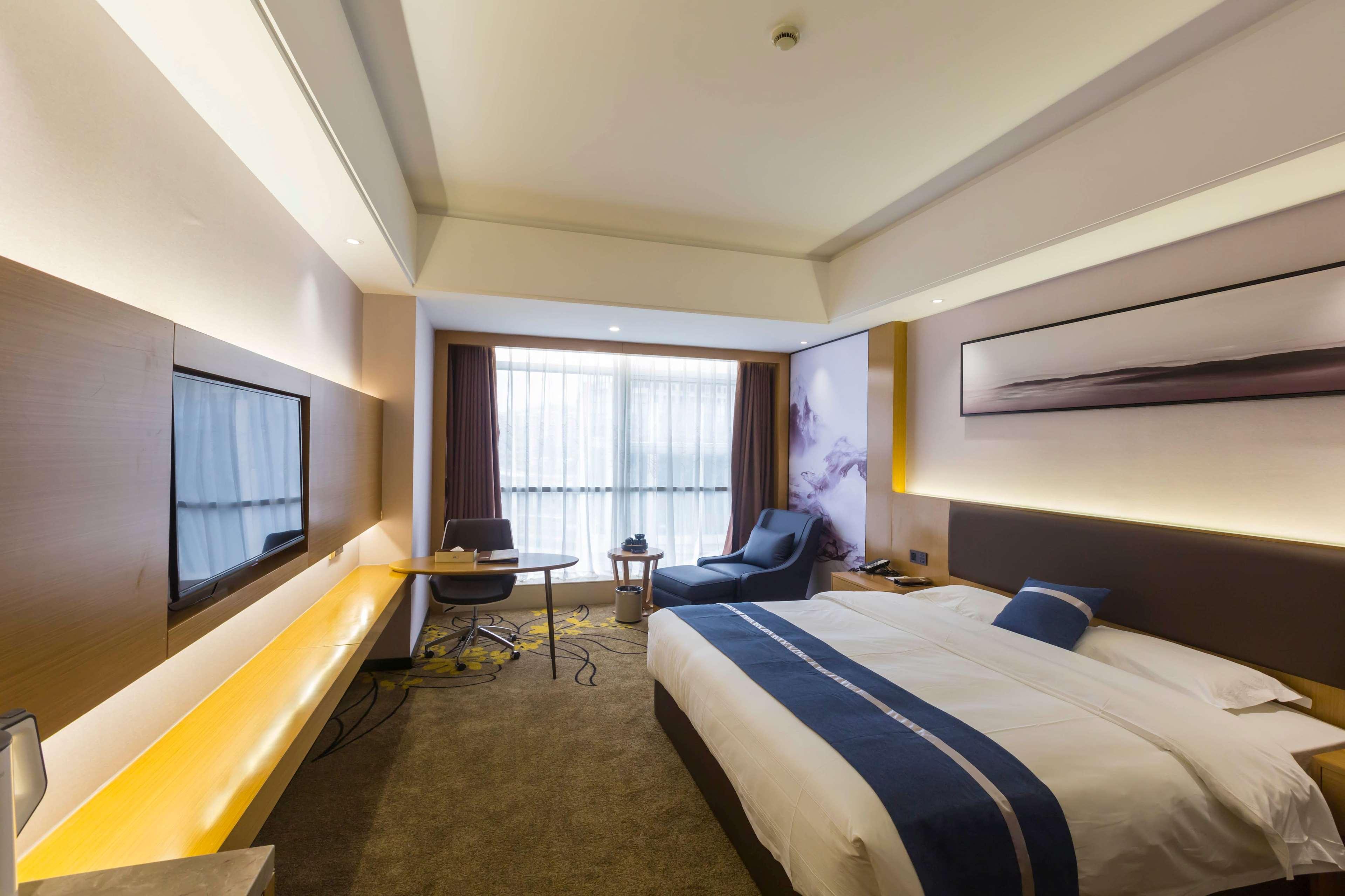 Room Executive King Bed