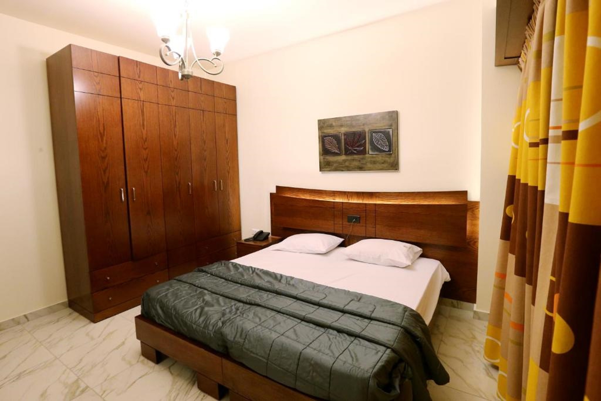 Double or Twin Standard