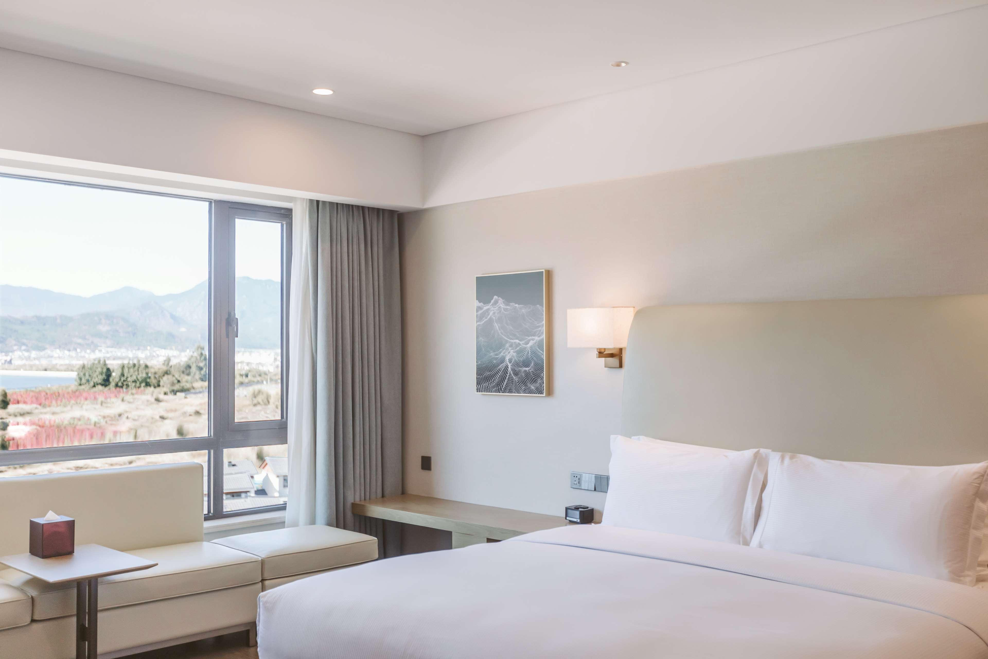 Double Executive King Bed