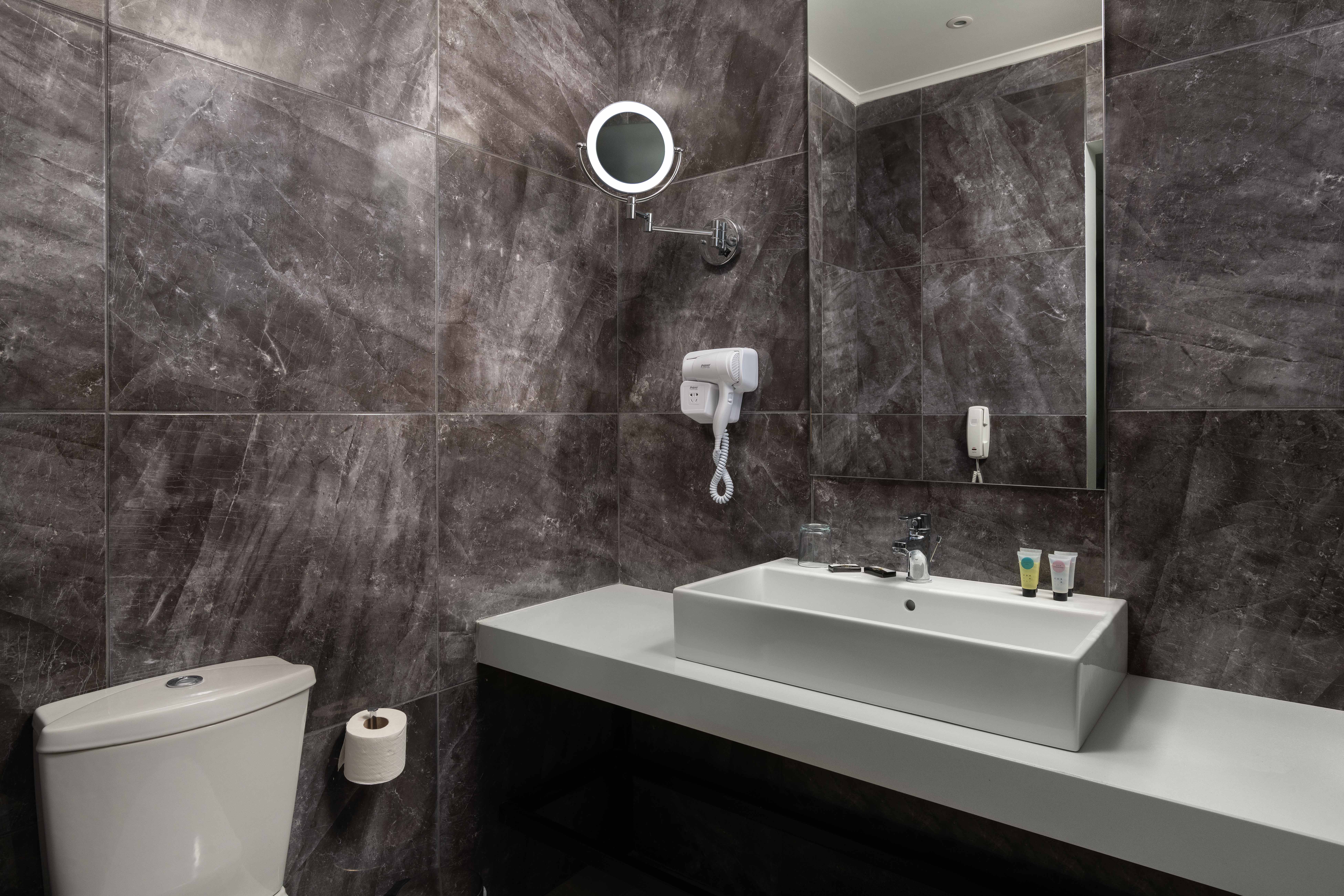 Double or Twin Standard