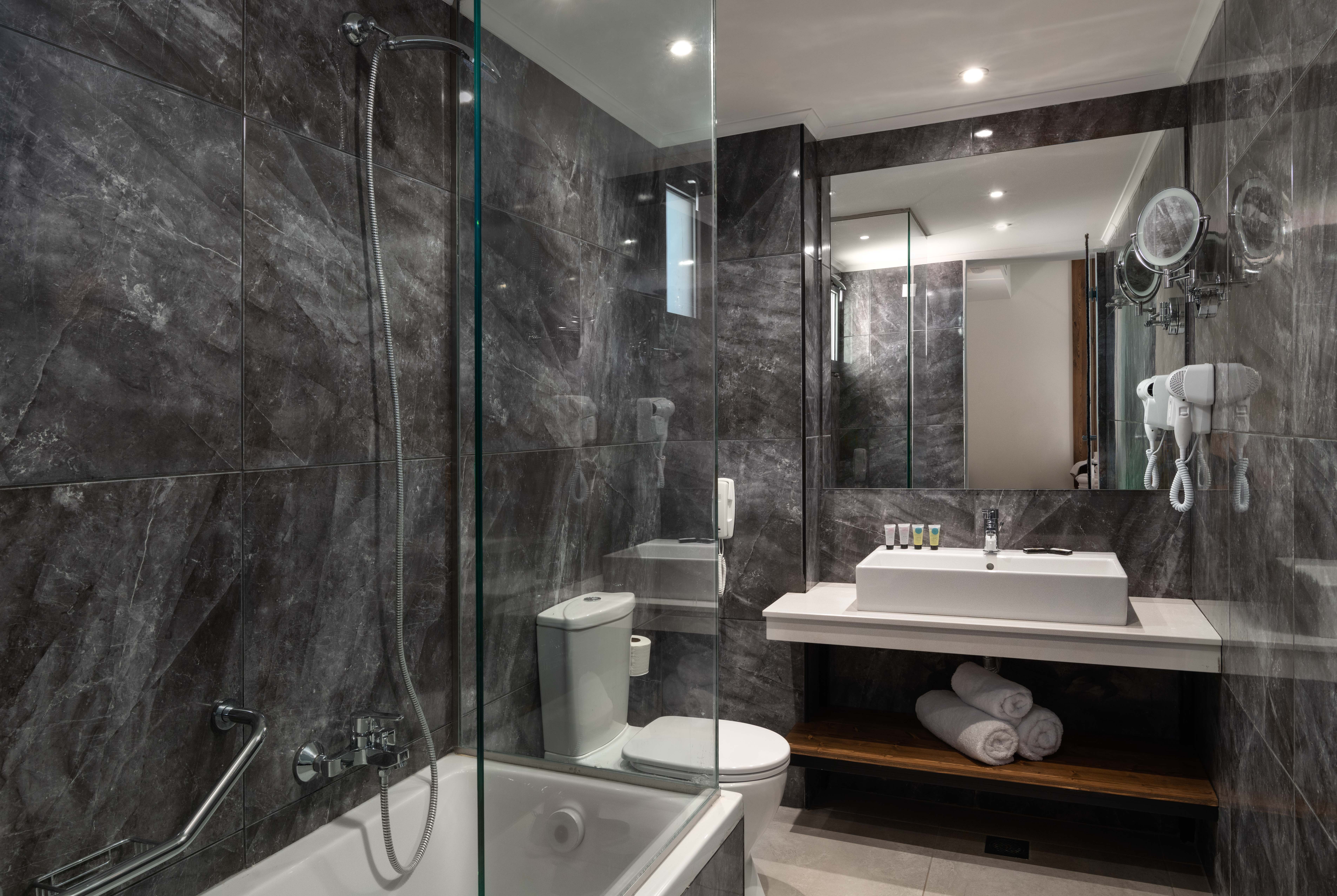 Junior Suite Mountain View