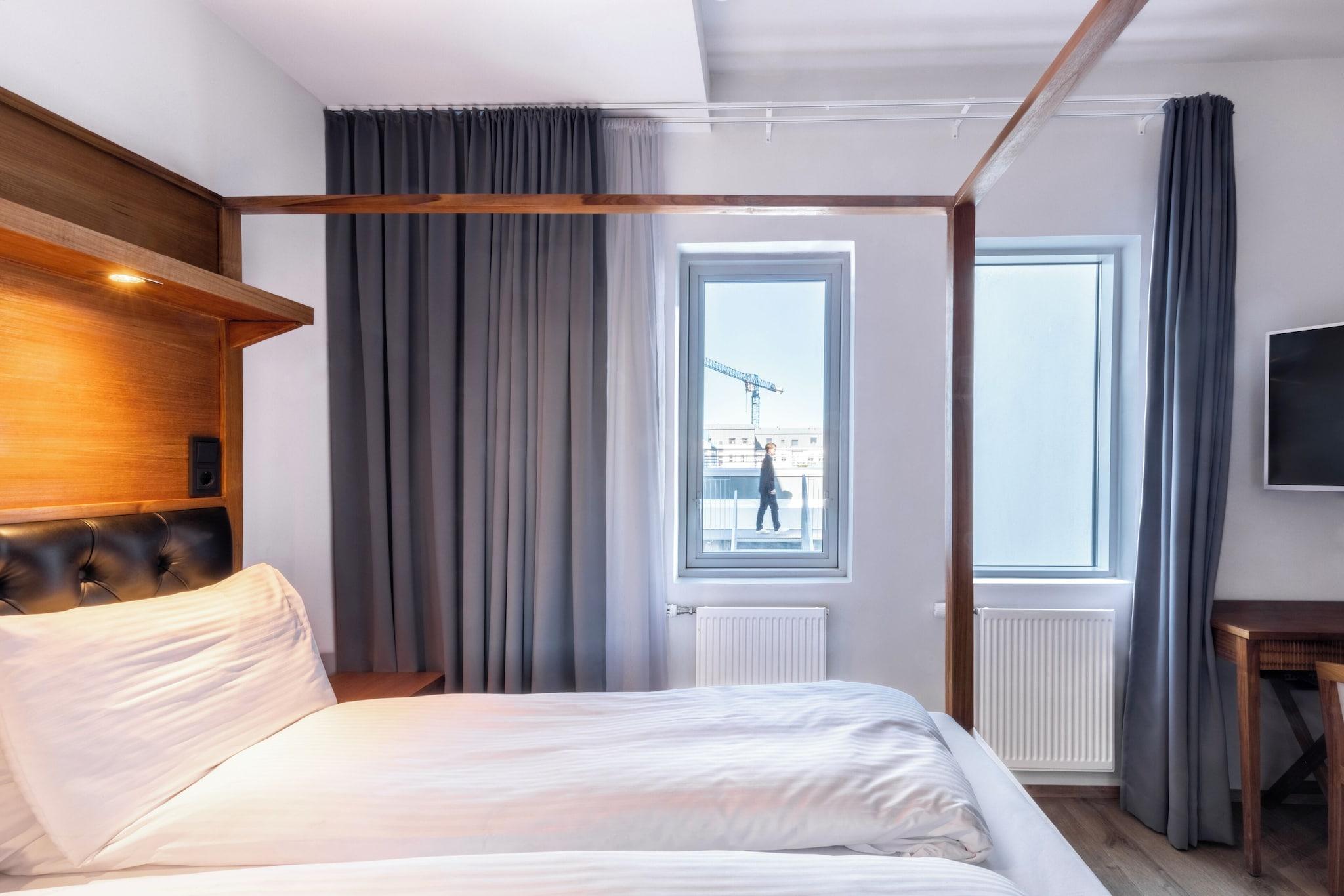 Double Queen Size Bed