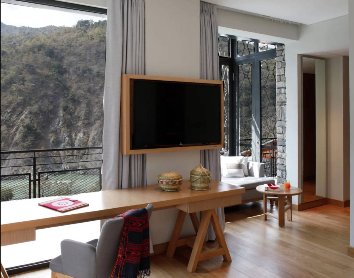 Junior Suite with Views