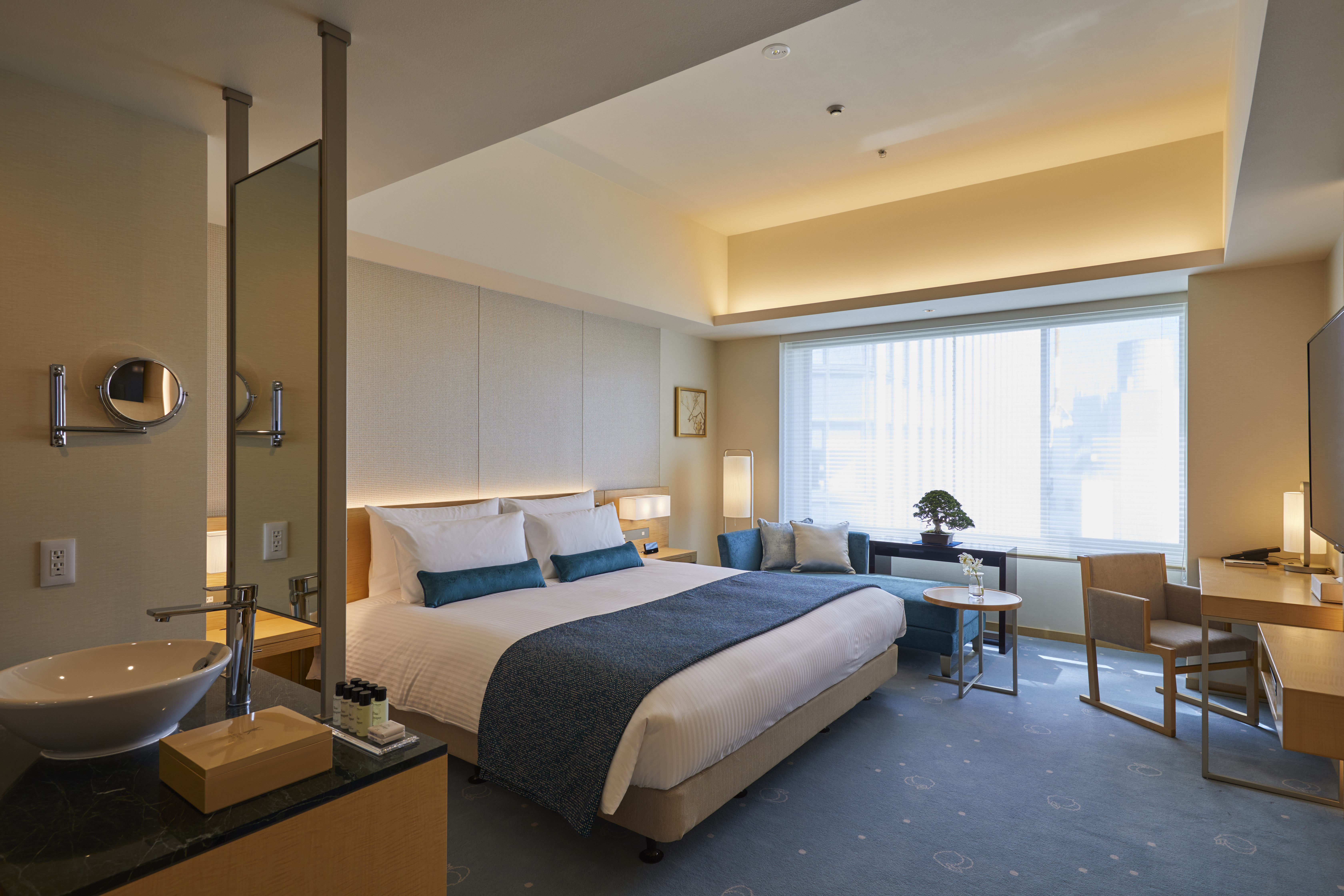 Double Premier King Bed