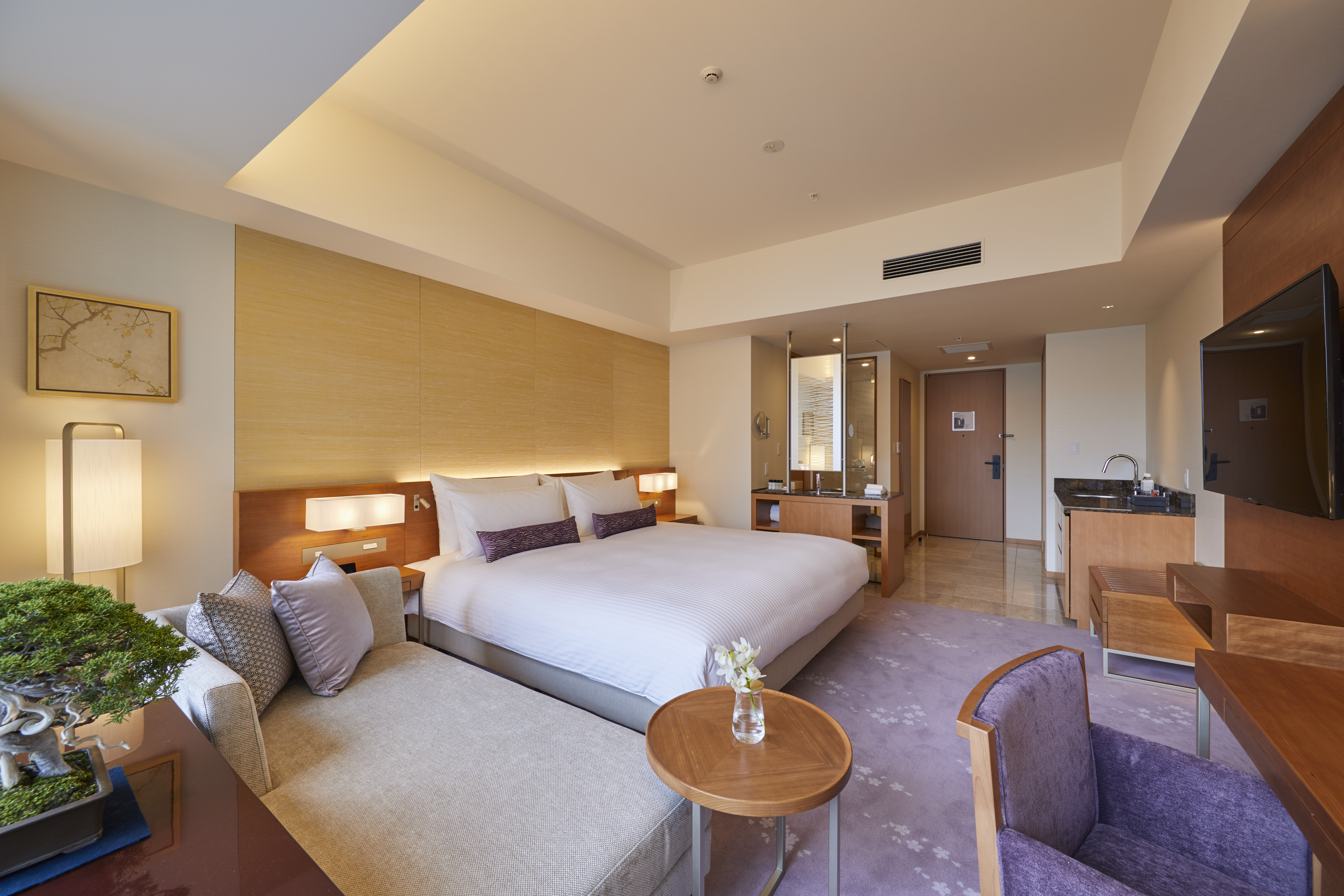 Double Superior King Bed