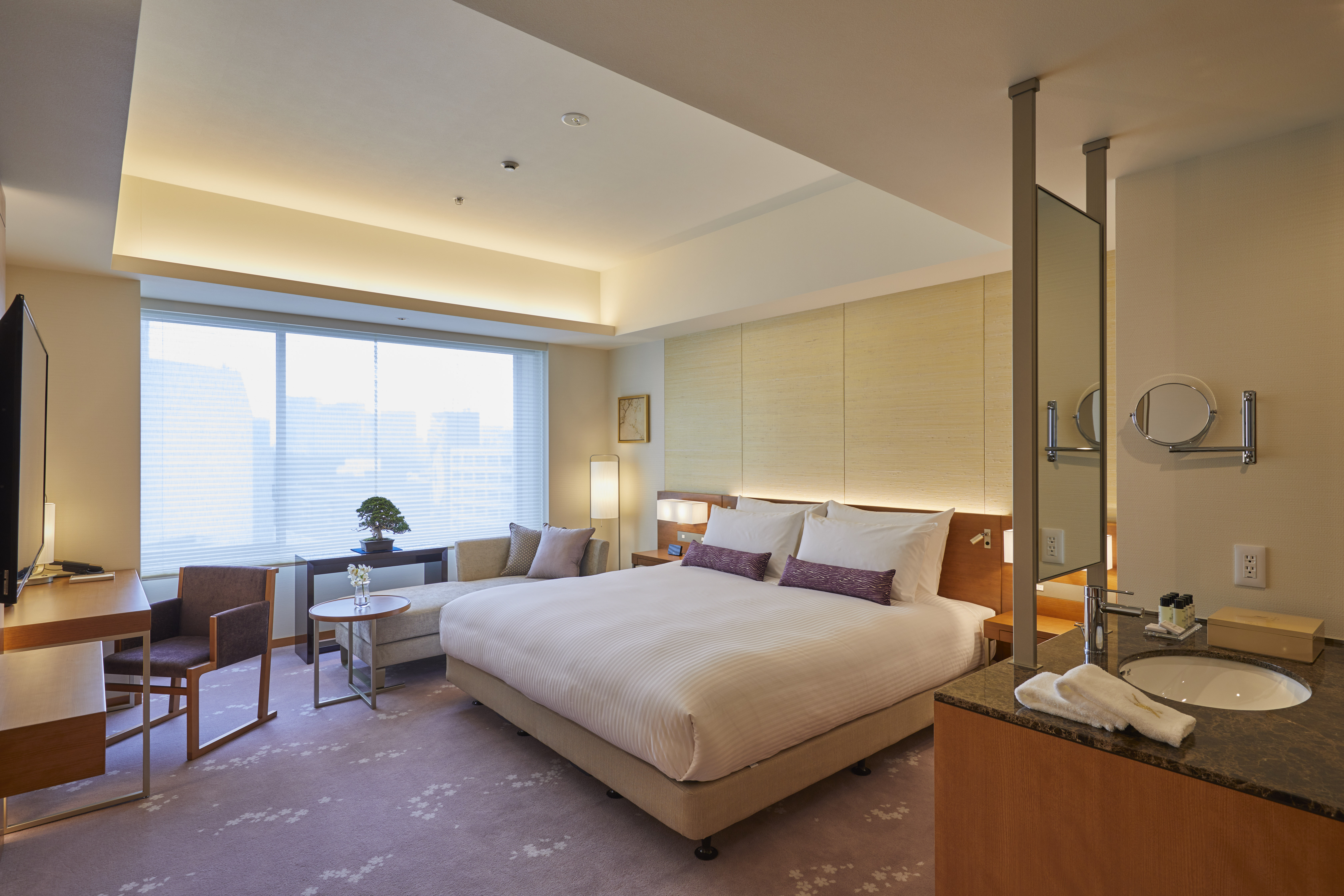 Double Superior King Bed