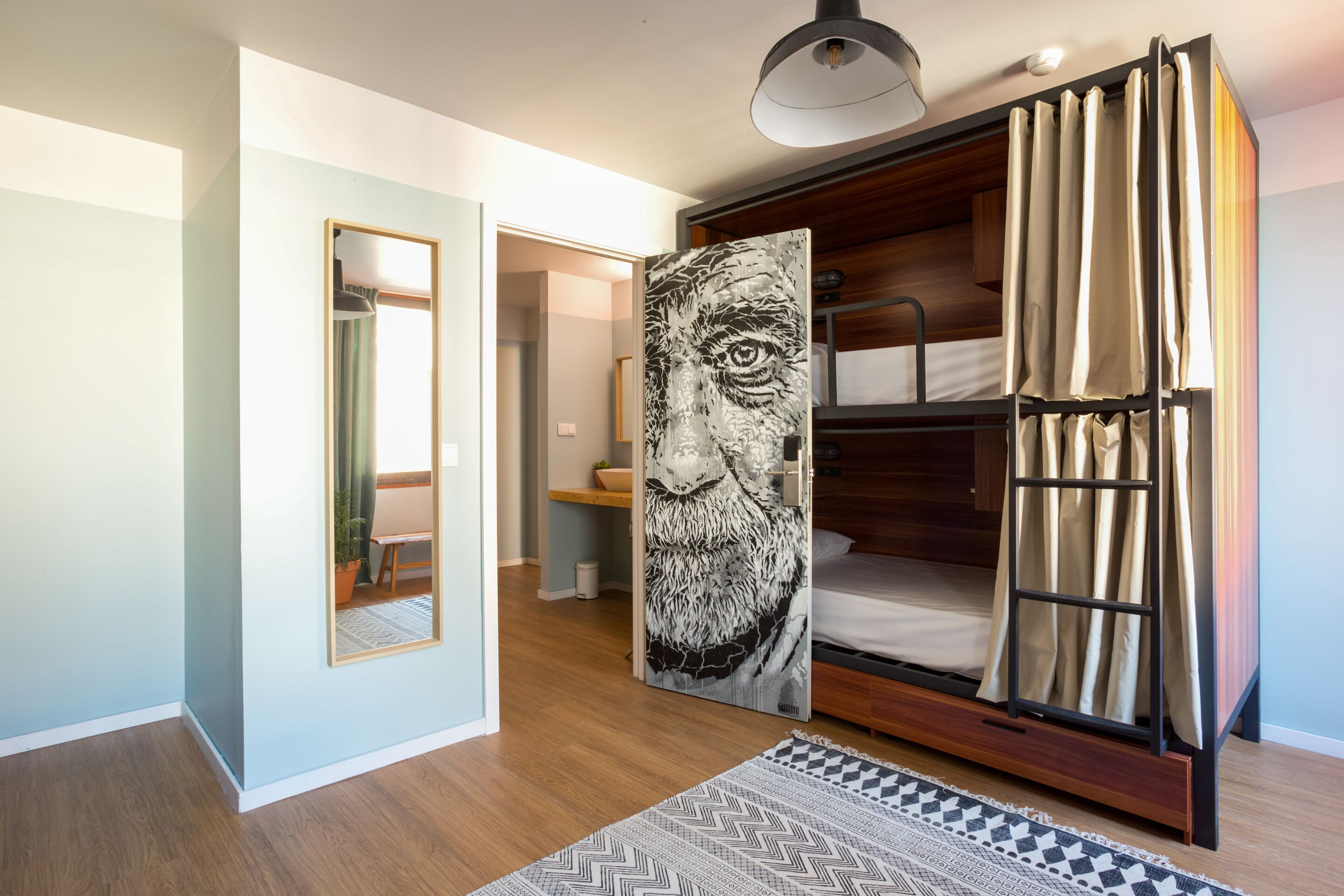 Bed in Dormitory Capacity 6