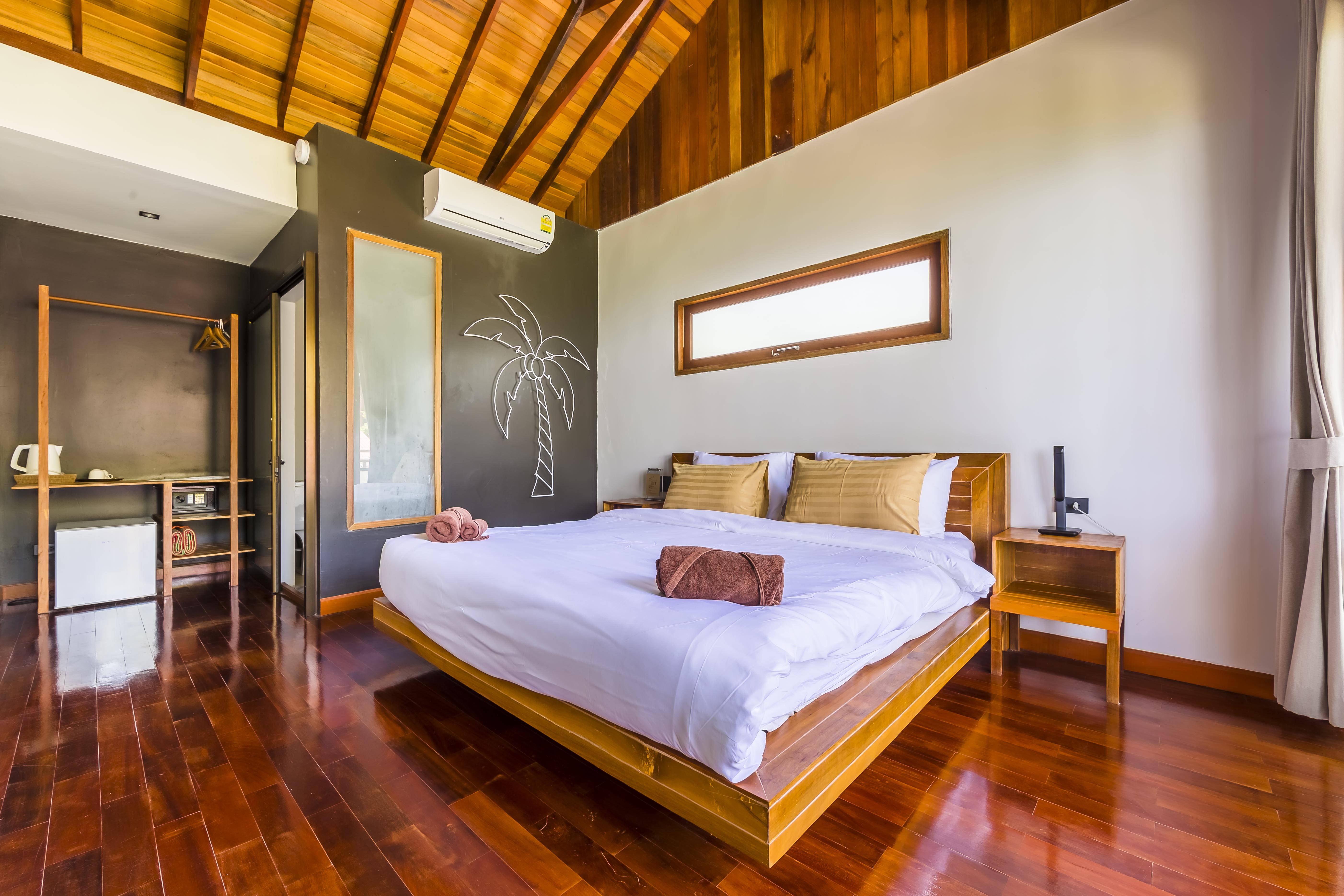 Chalet Partial Ocean View