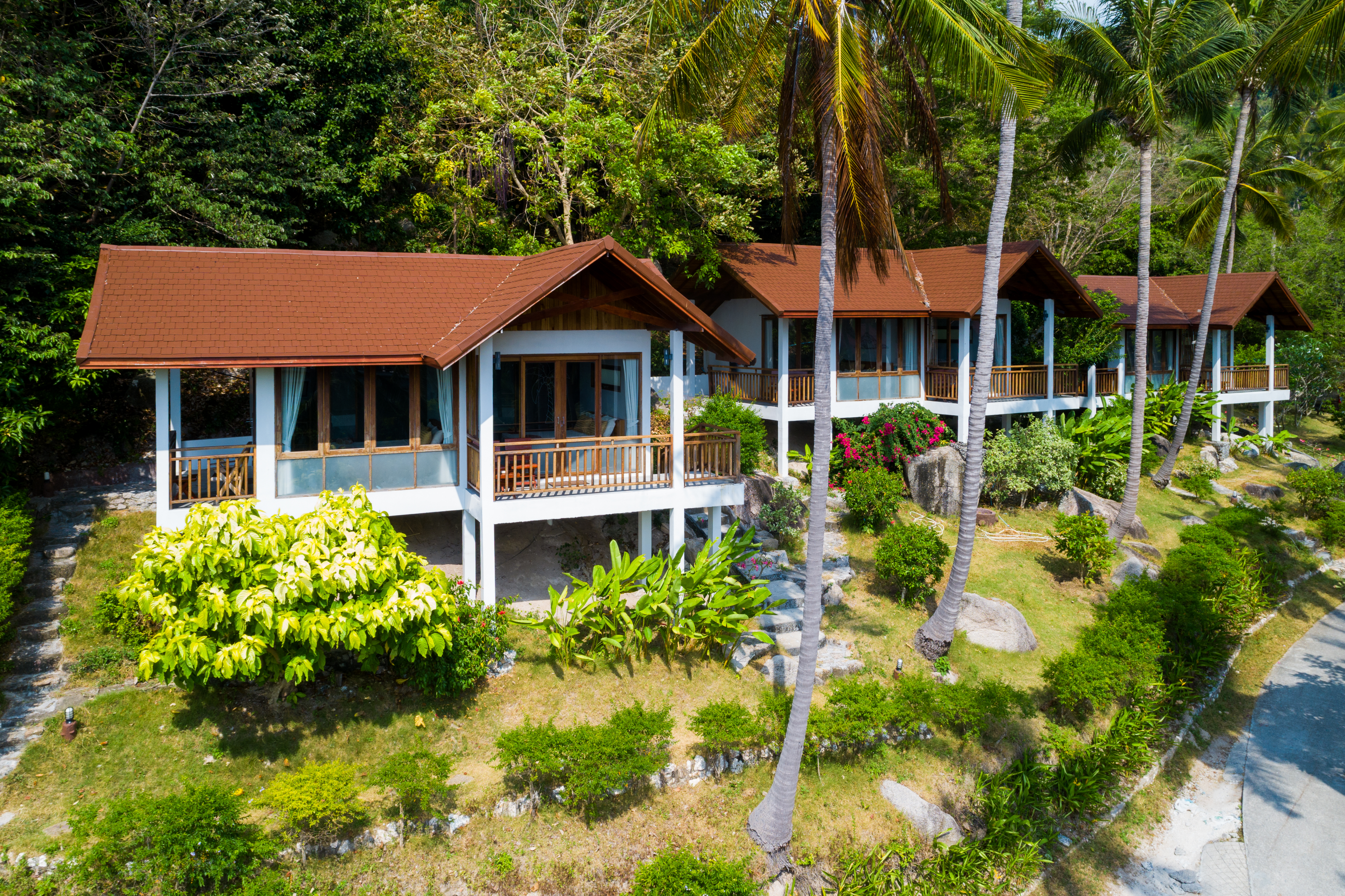 Chalet Partial Ocean View
