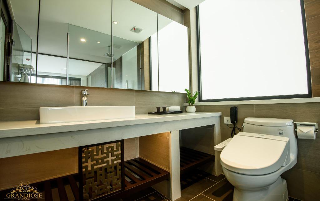 Double or Twin Executive