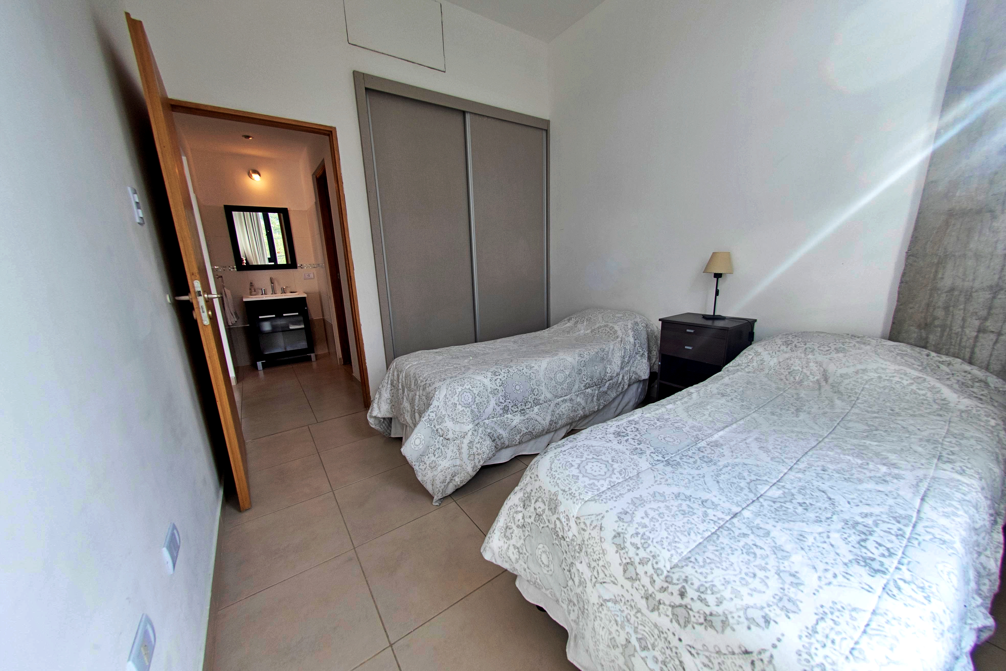 Apartment Capacity 6