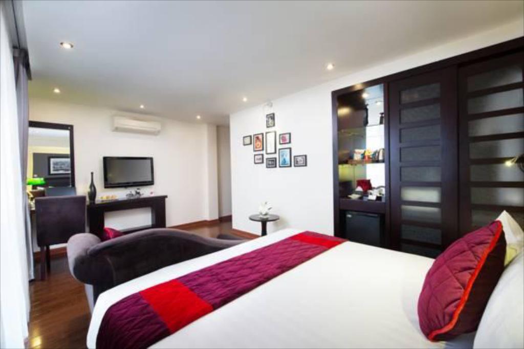 Double Deluxe with Balcony