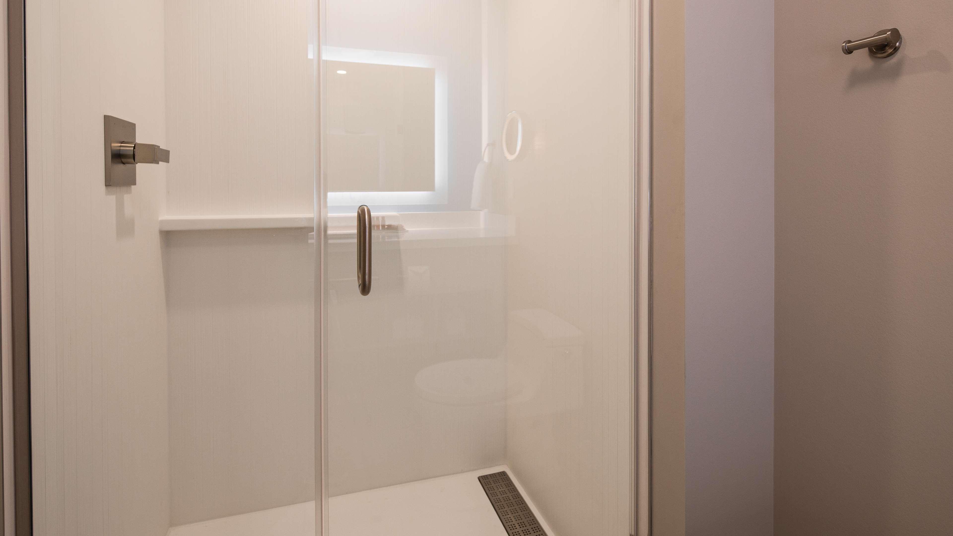 Studio King Size Bed