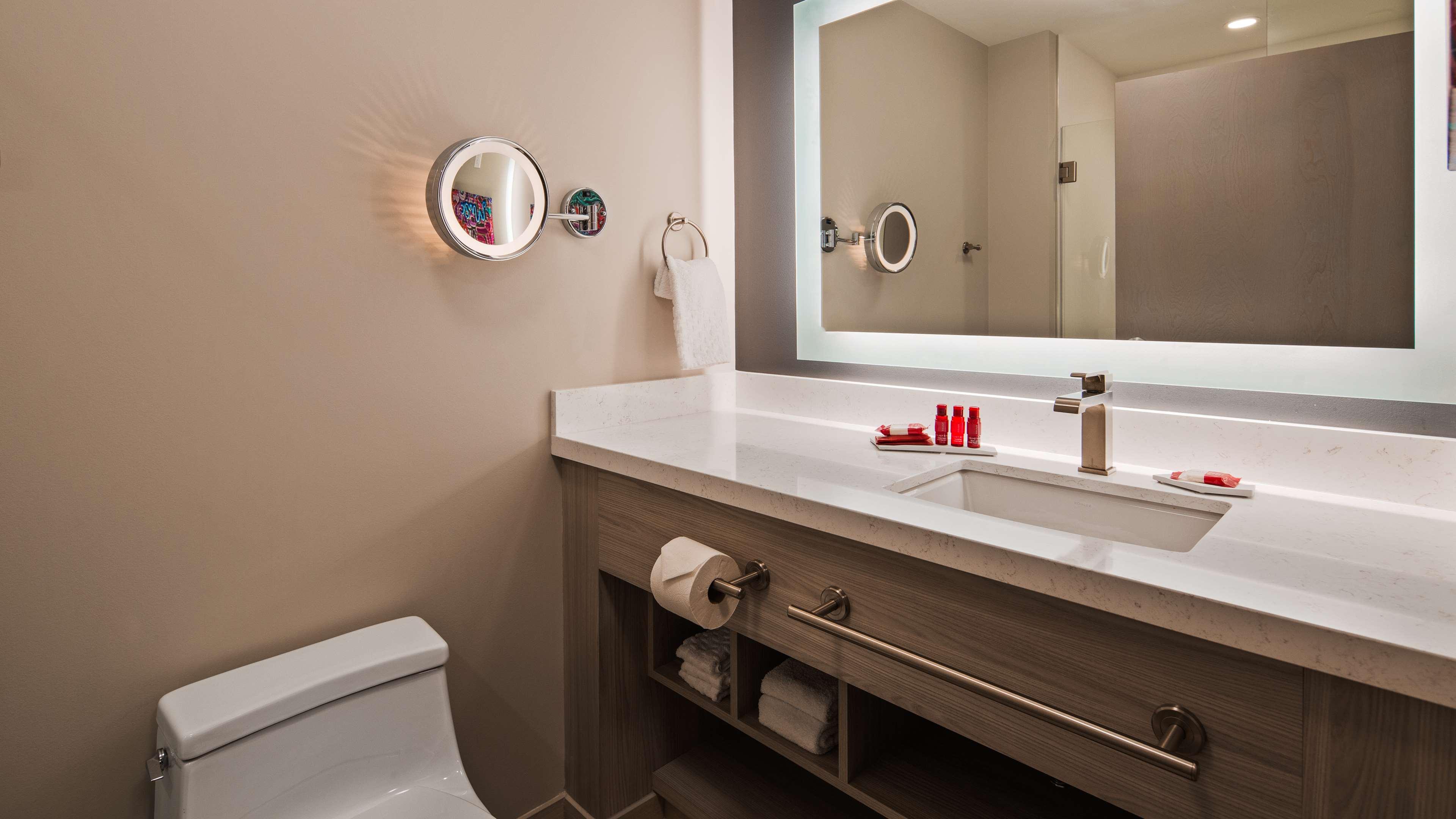 Studio King Size Bed