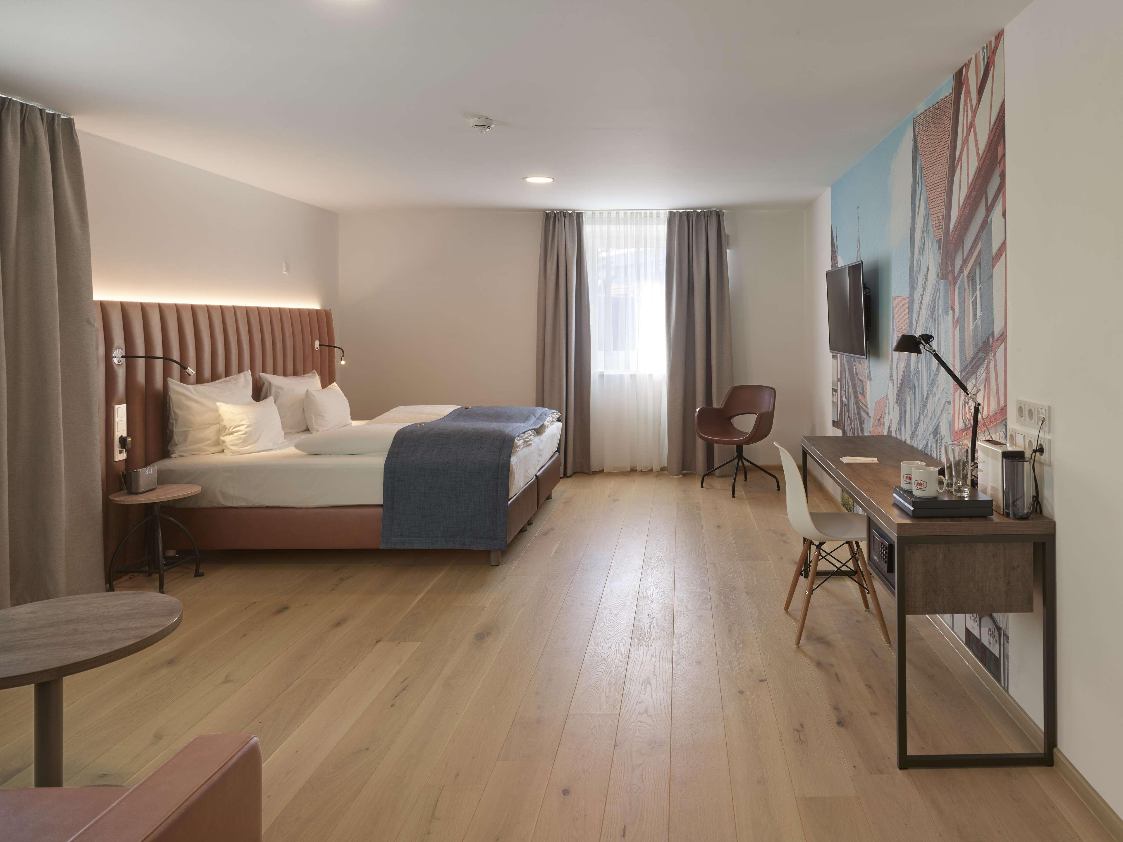 Junior Suite King Size Bed