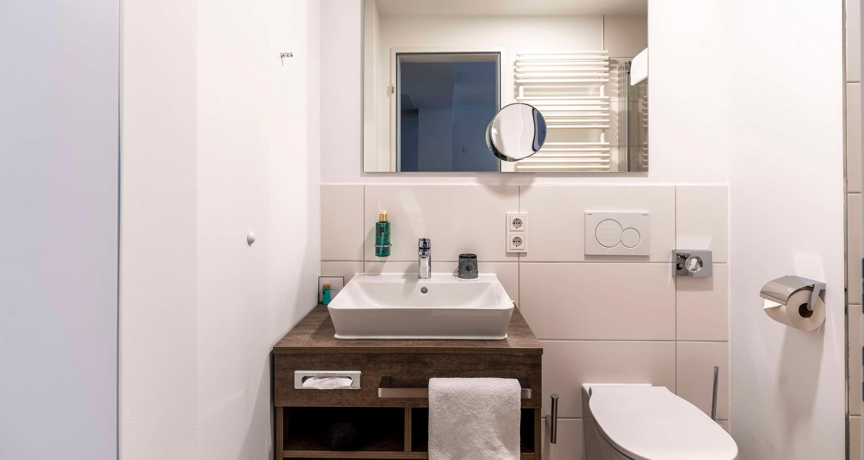 Apartment with Kitchenette