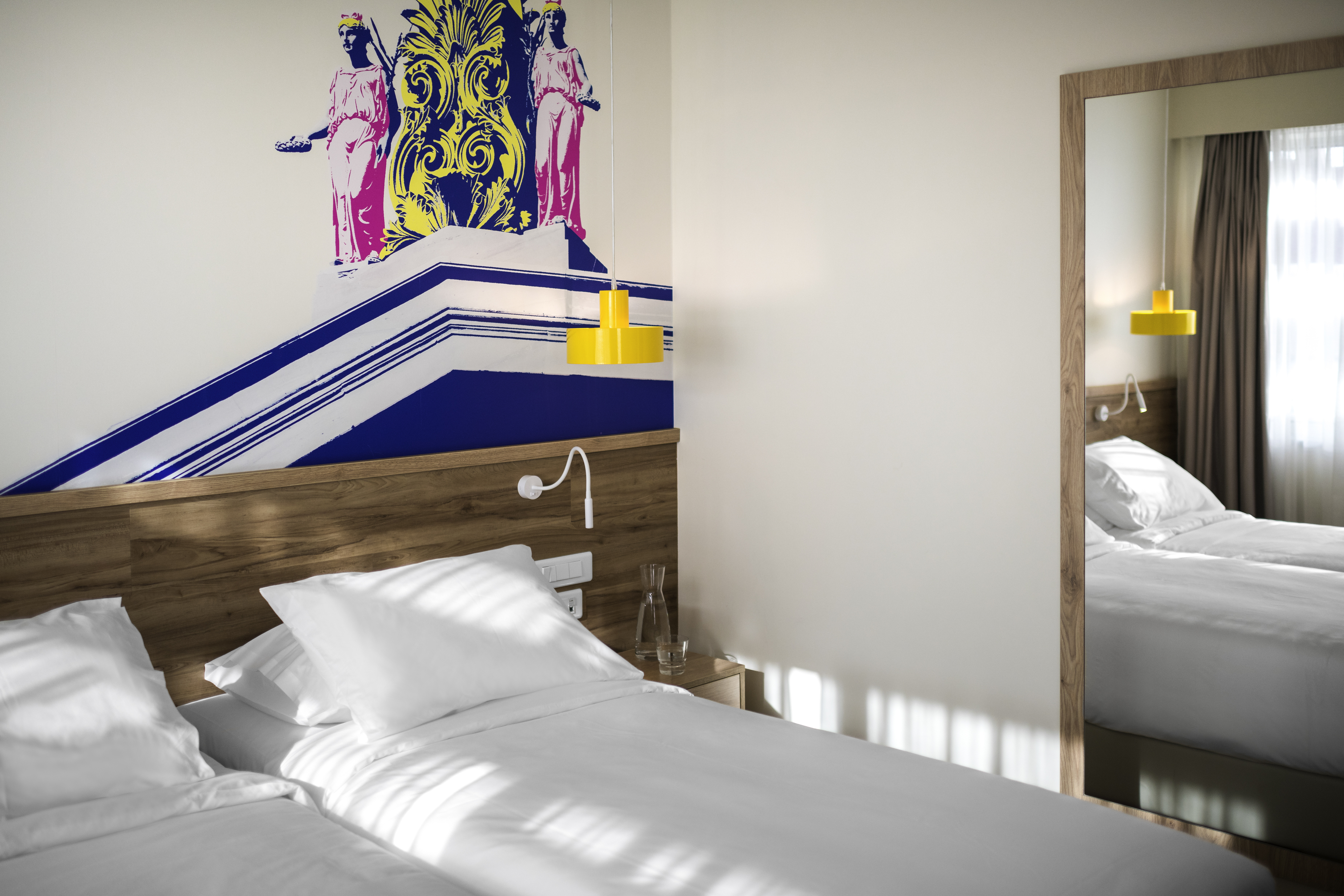 Double or Twin with Double Bed