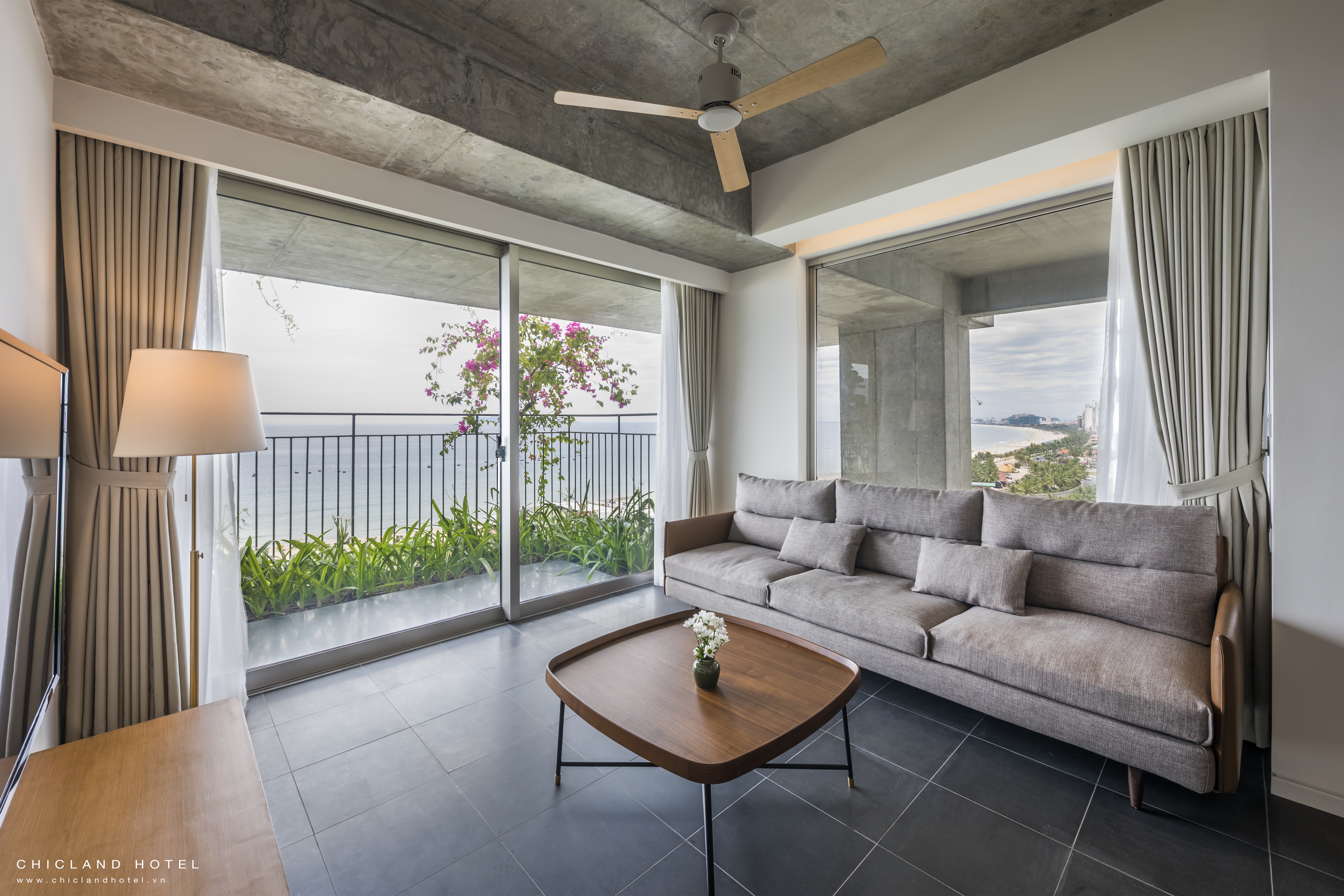 Apartment Ocean Front One Bedroom