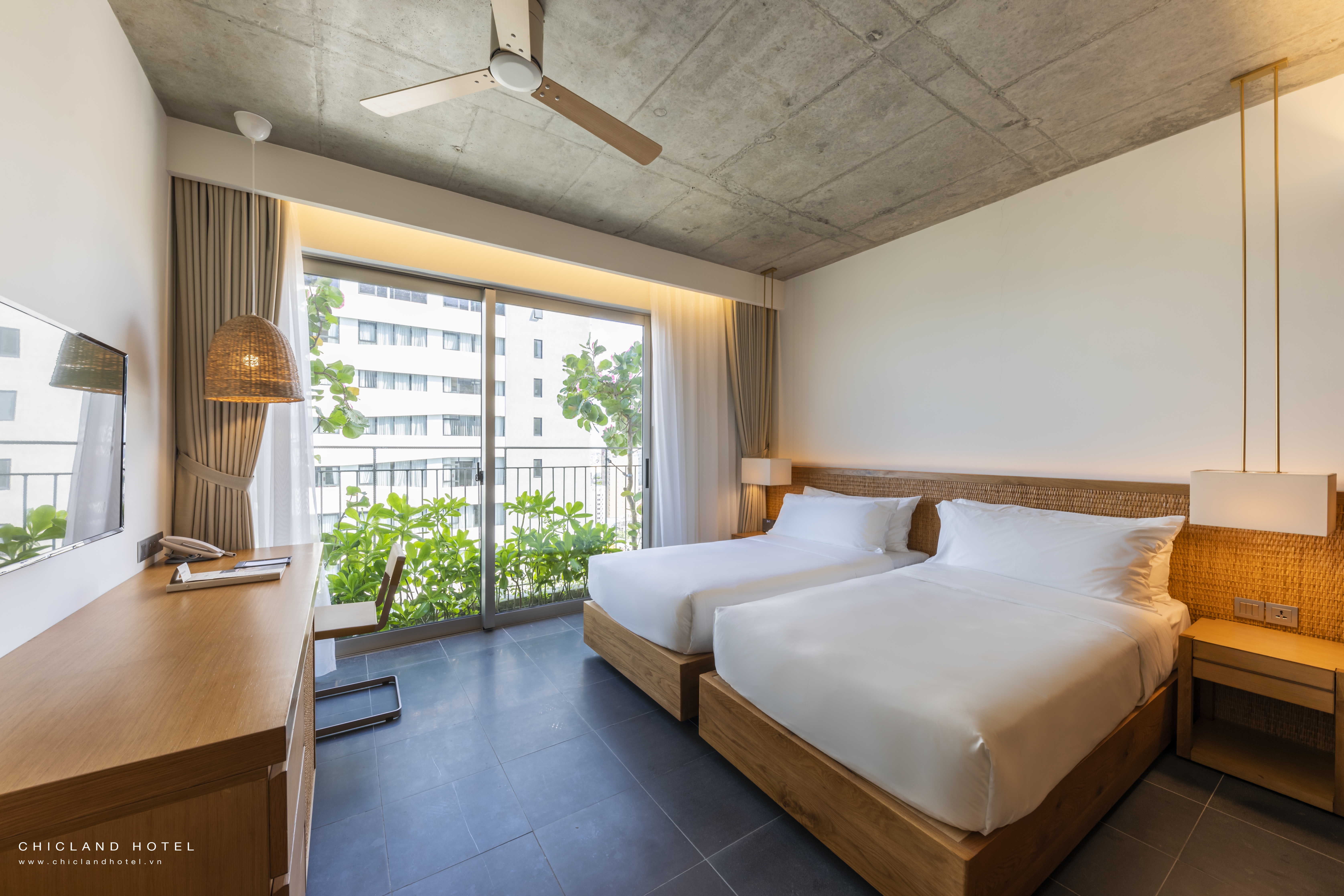 Room Deluxe with Balcony