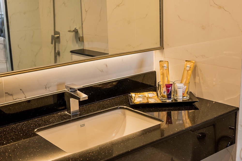 Twin Deluxe Two Beds