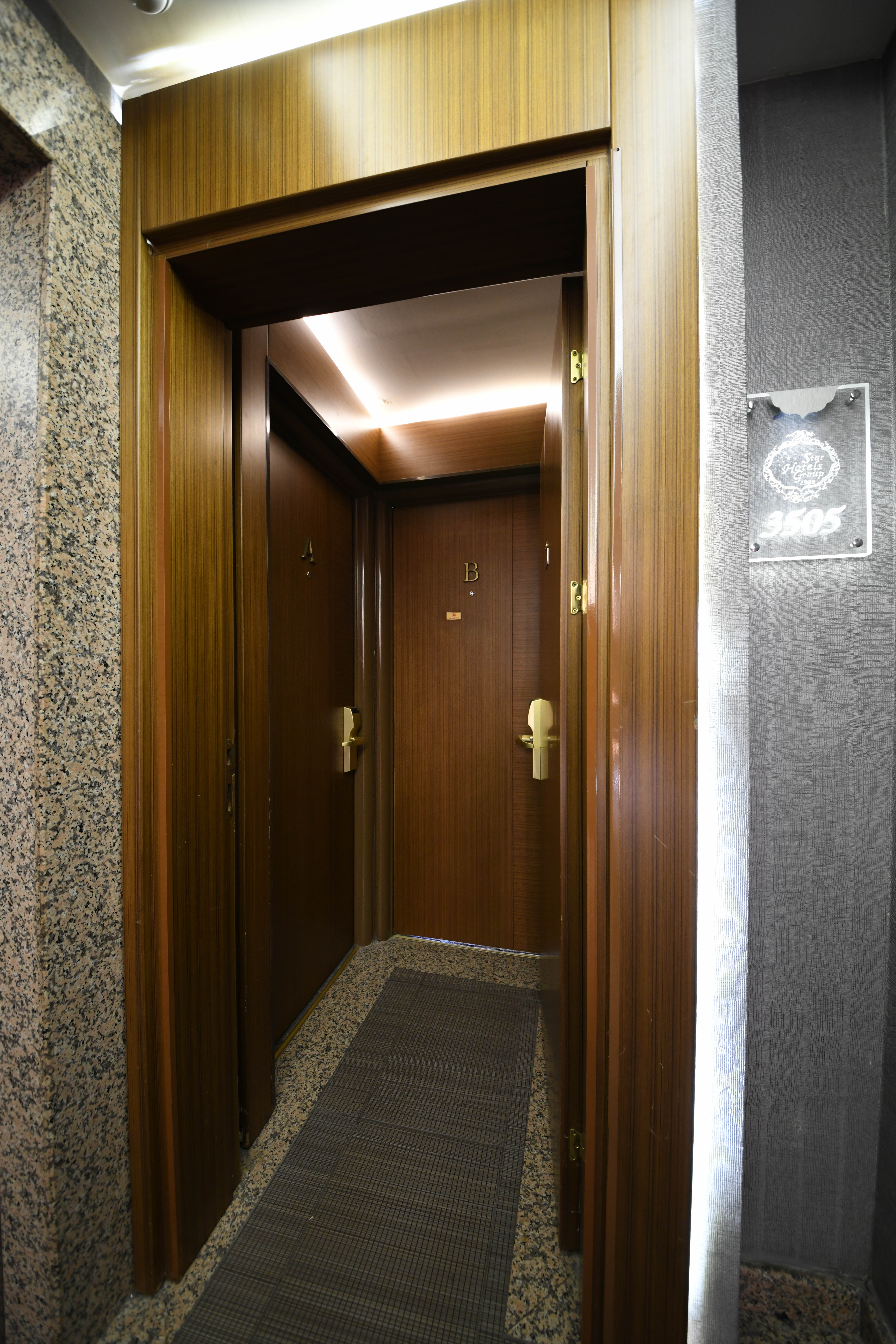 Family Room Connecting Room