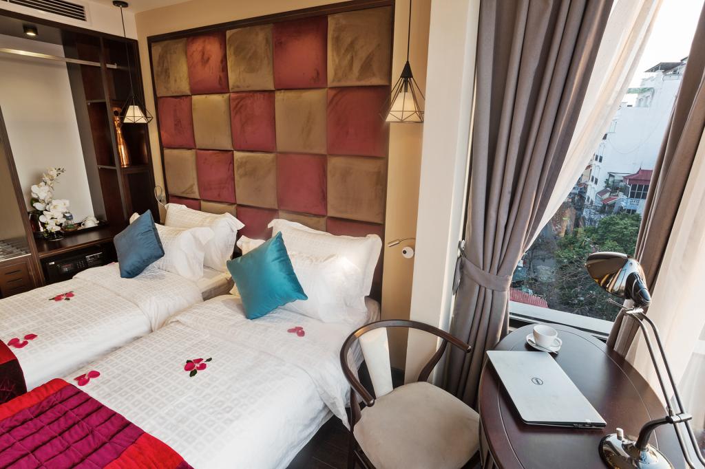 Family Room Connecting Room