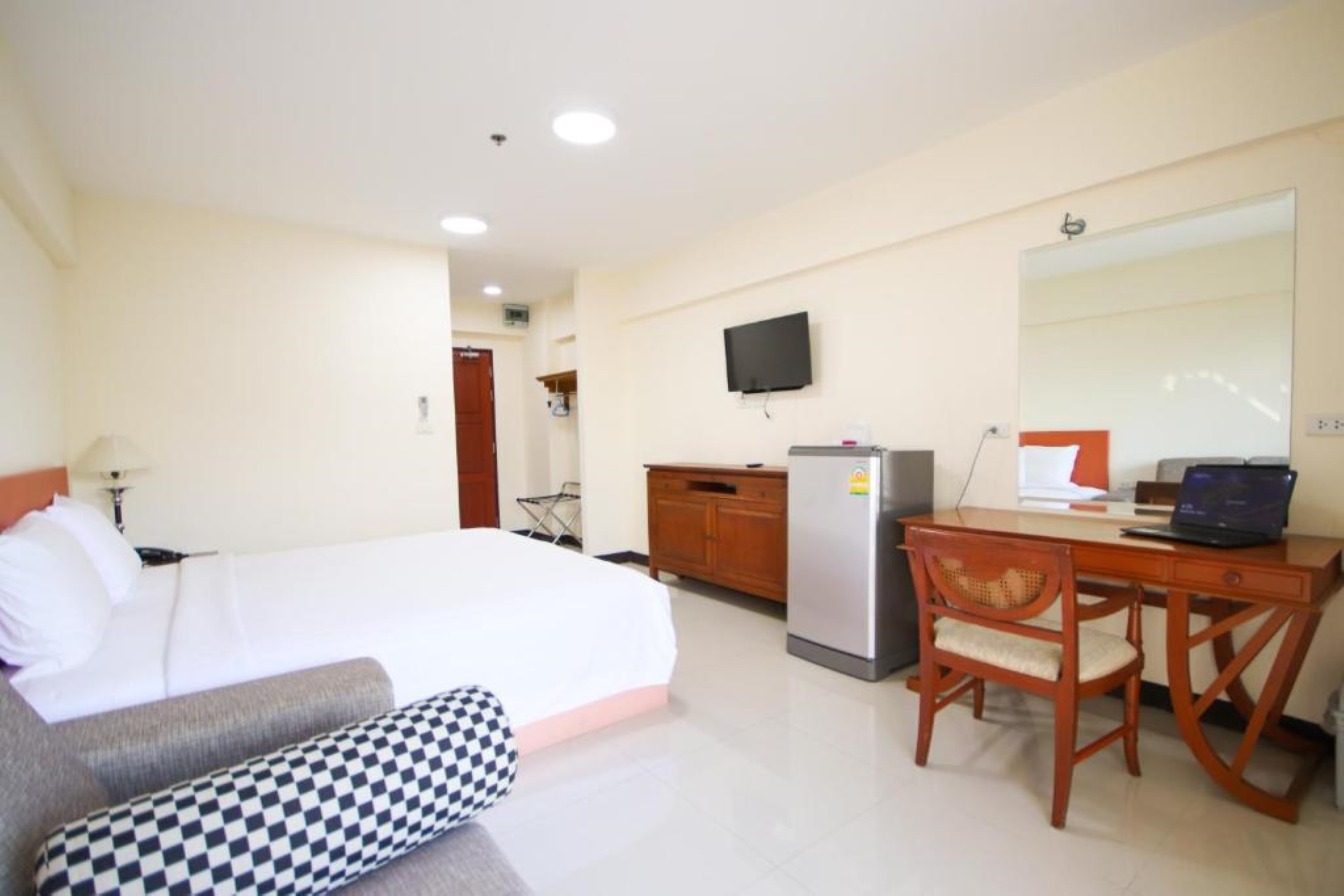 Double Superior King Bed