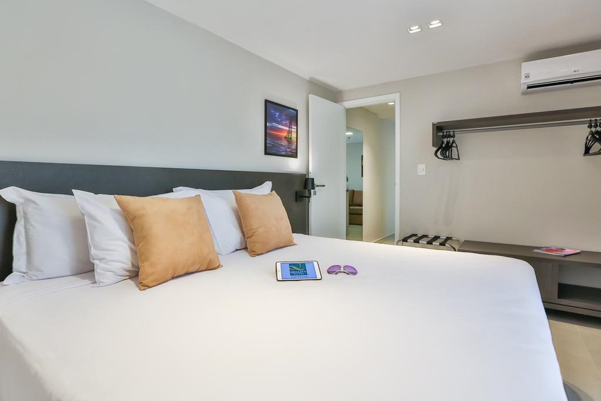 Double Superior Queen Bed