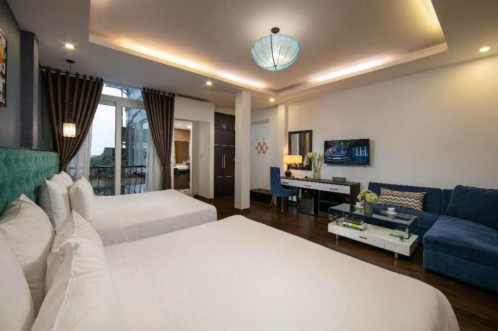 Family Room Executive