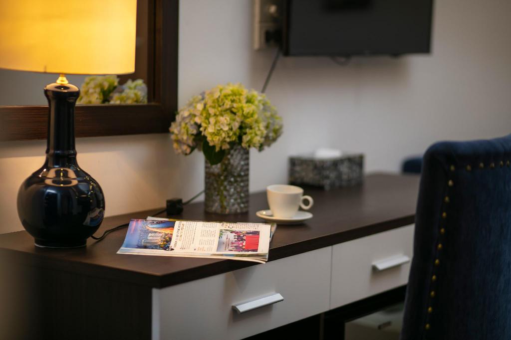 Family Room Executive