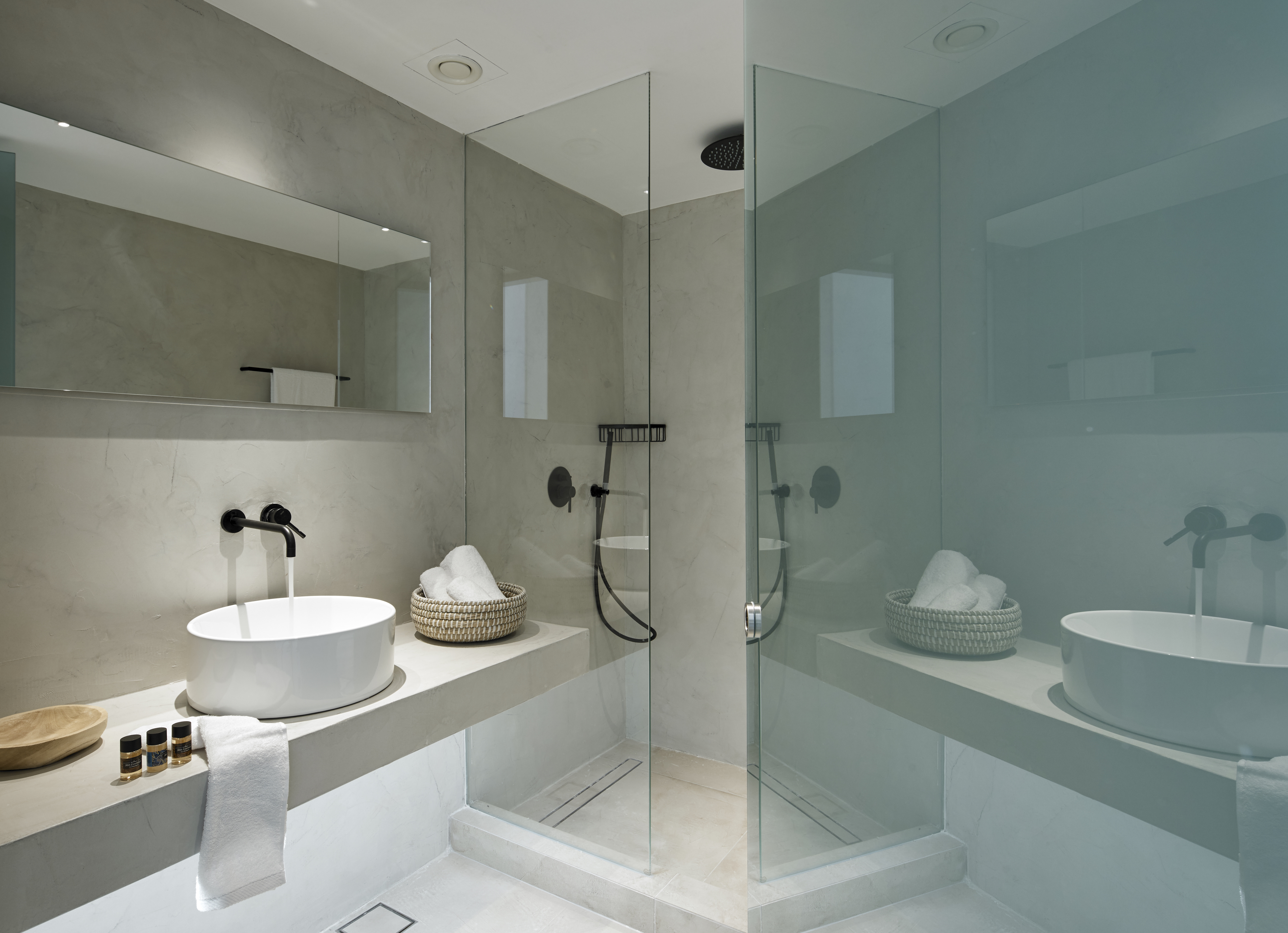 Family Room Capacity 4