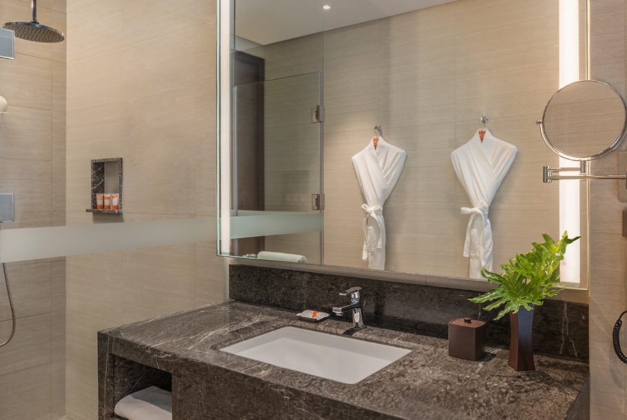 Twin Deluxe City View