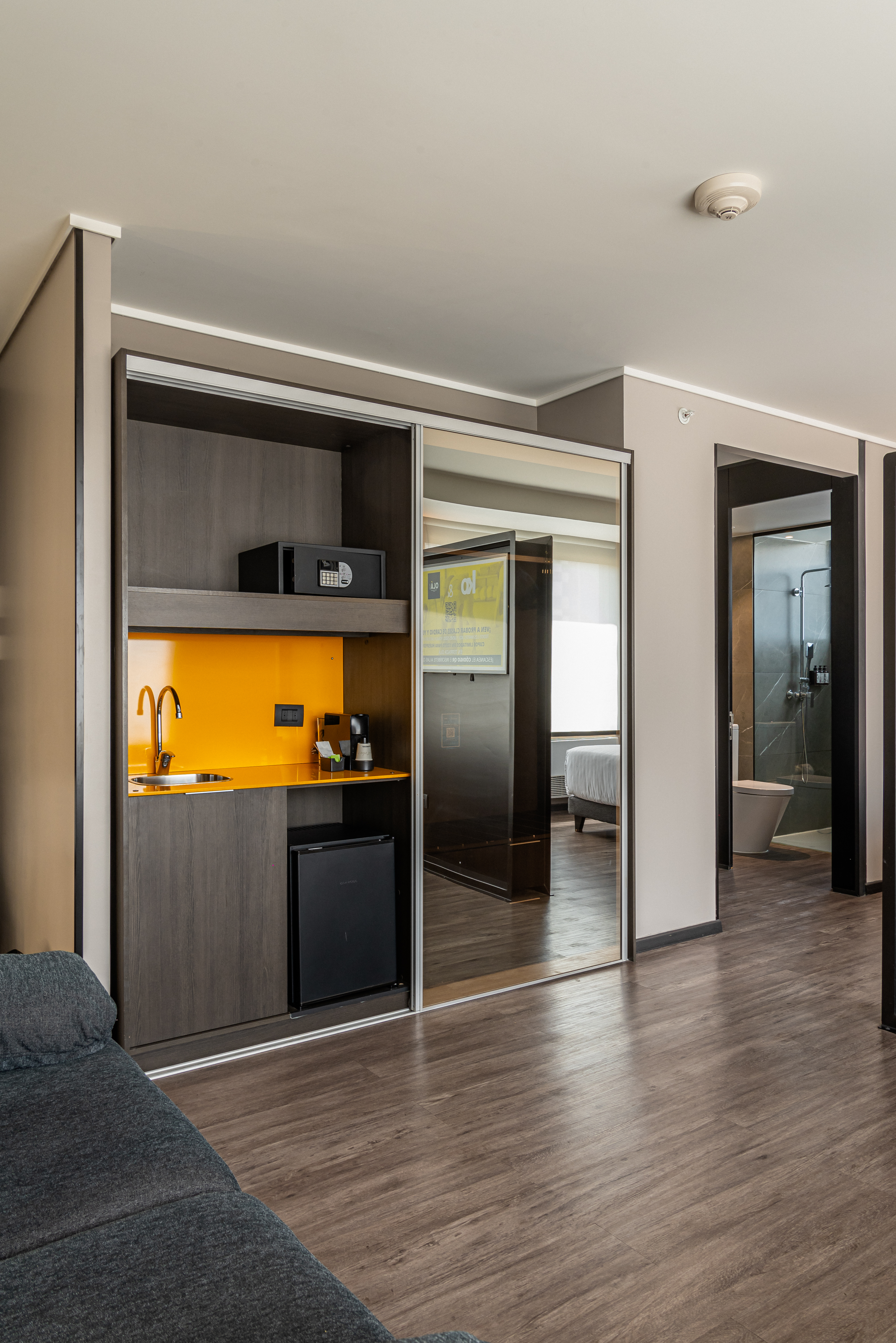 Junior Suite King Size Bed