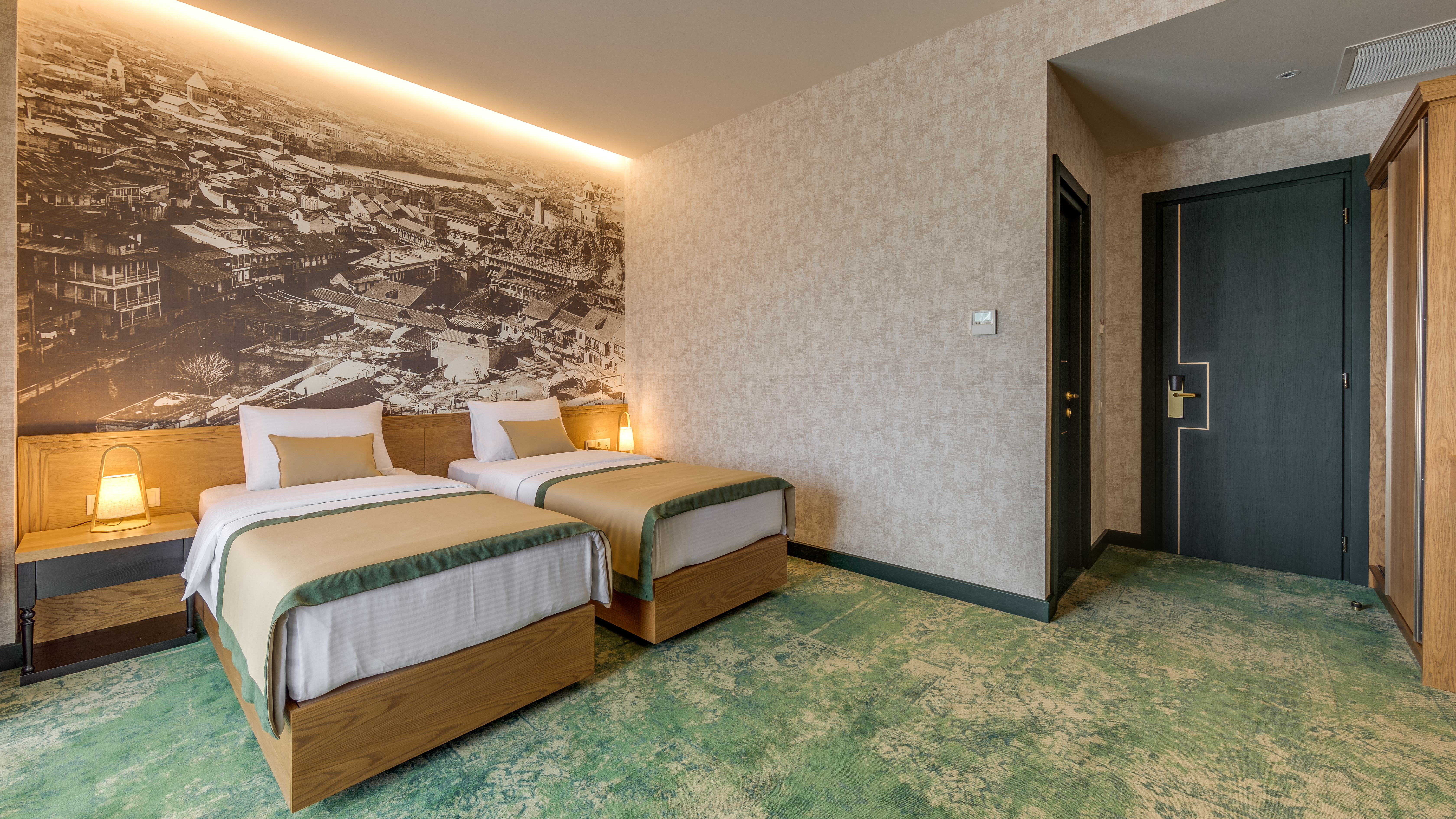 Double Single Superior