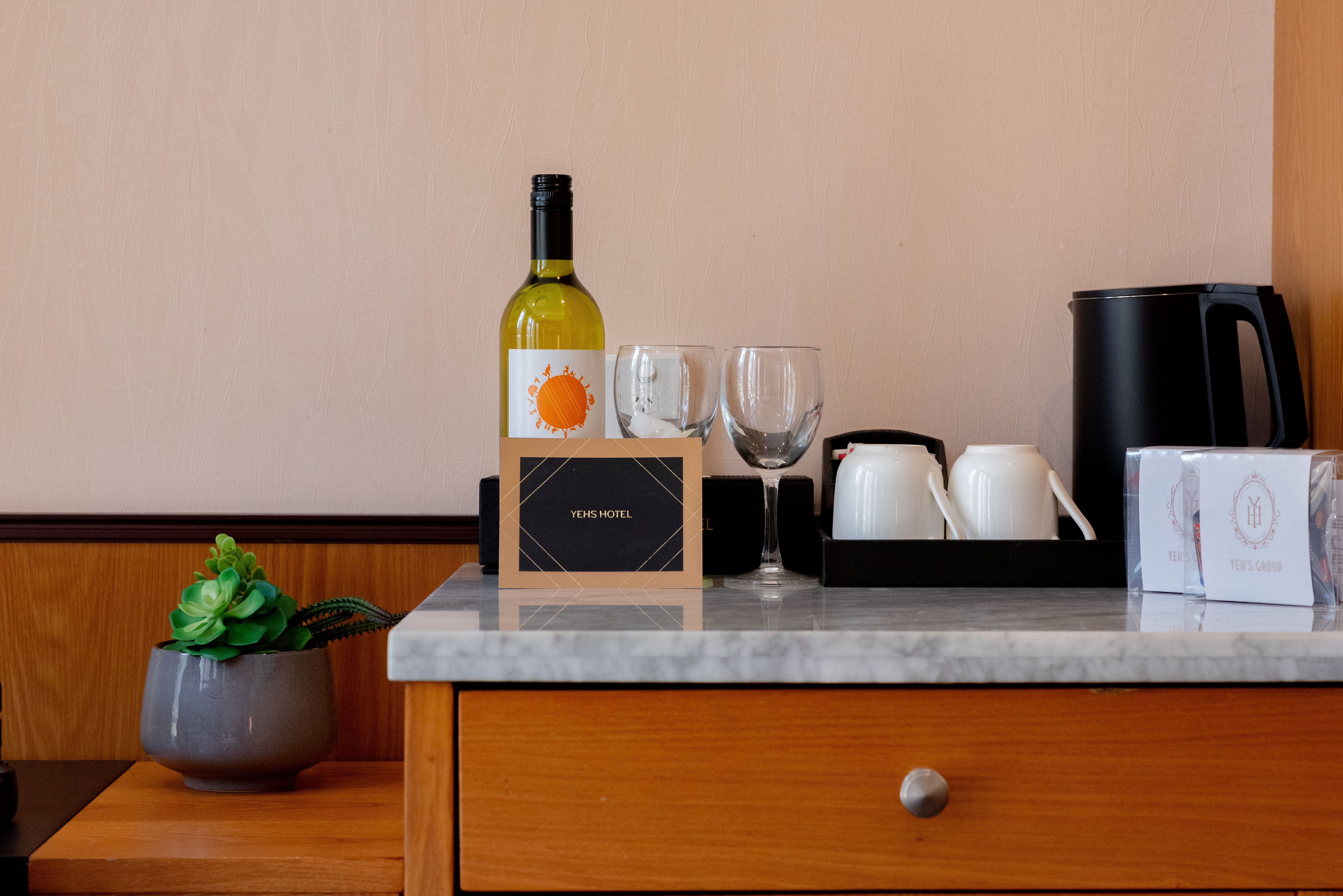 Twin Deluxe City View