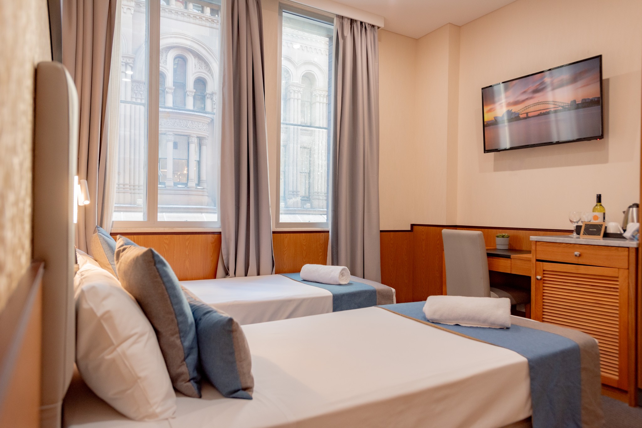 Twin Deluxe City View